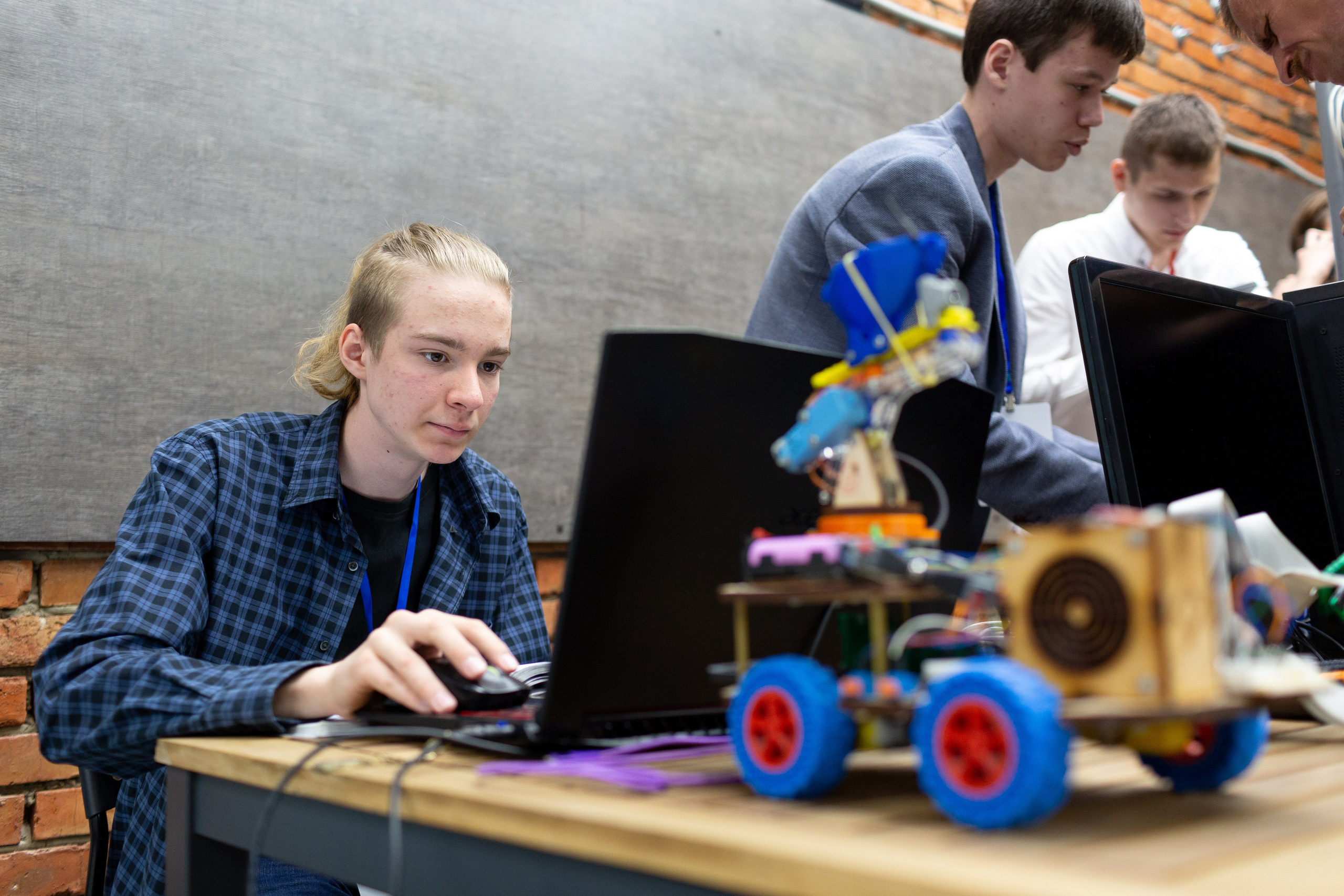 Шустрик. Главная