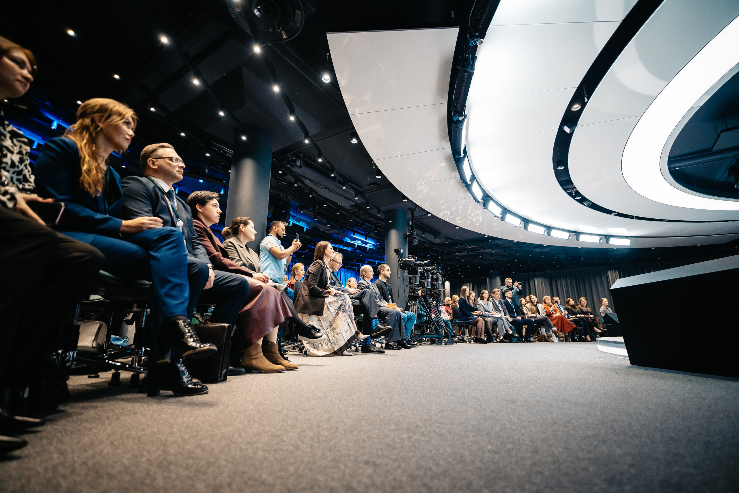 CONFERENCE. Lebeduff