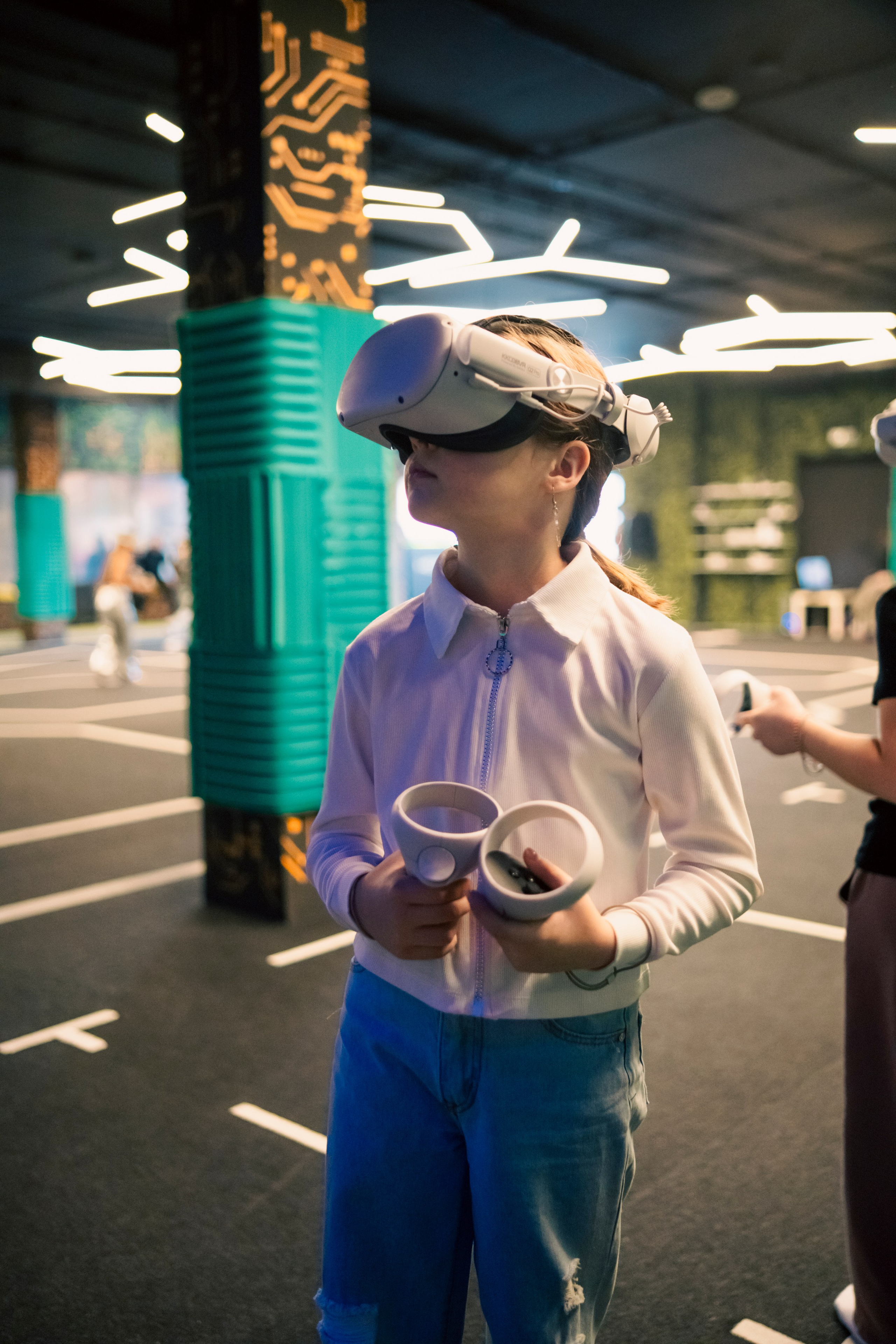 VR (September-October 2024). Felixtones