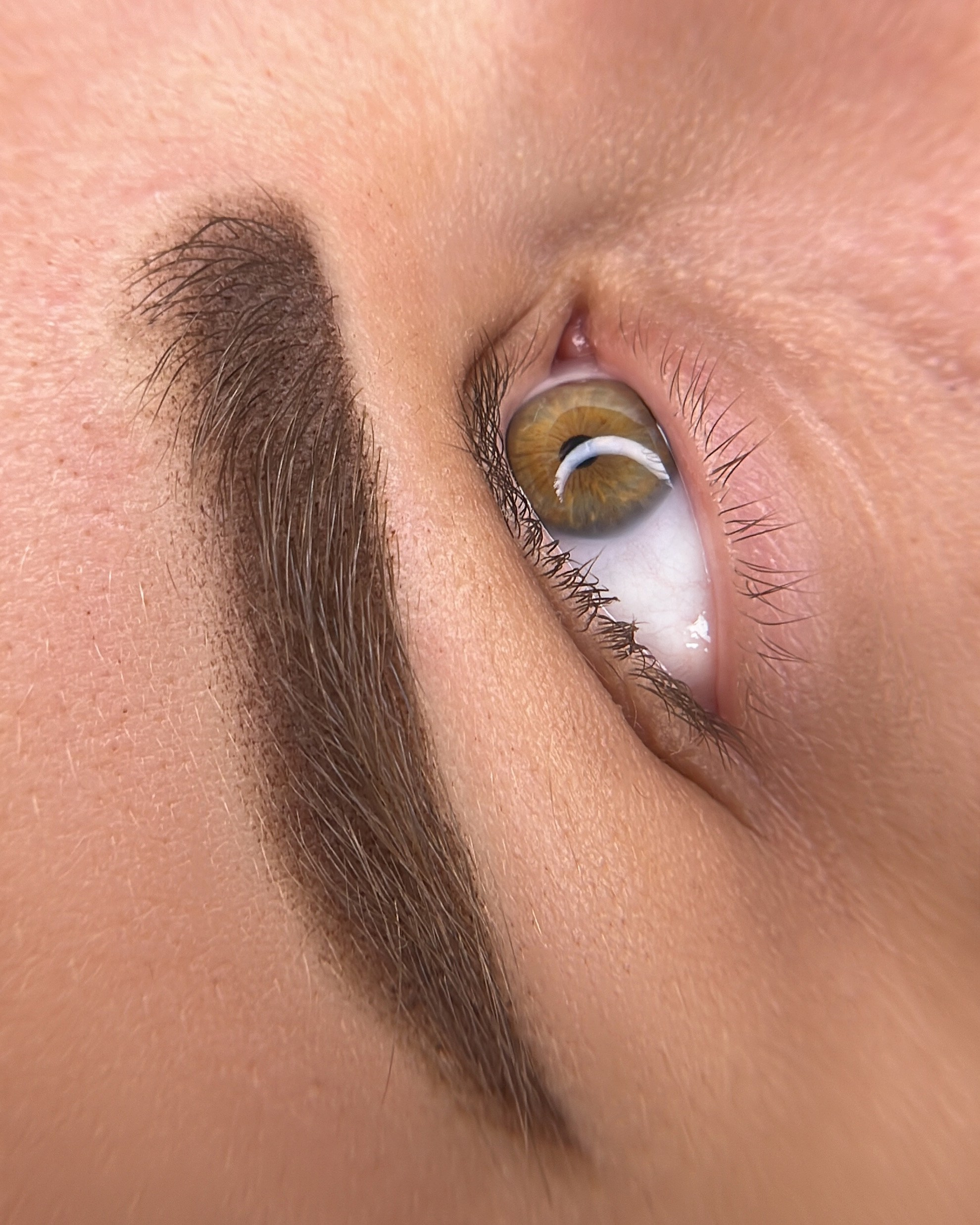 Оксана. Студия перманентного макияжа, косметологии и массажа SYMMETRY в Москве, м. Киевская