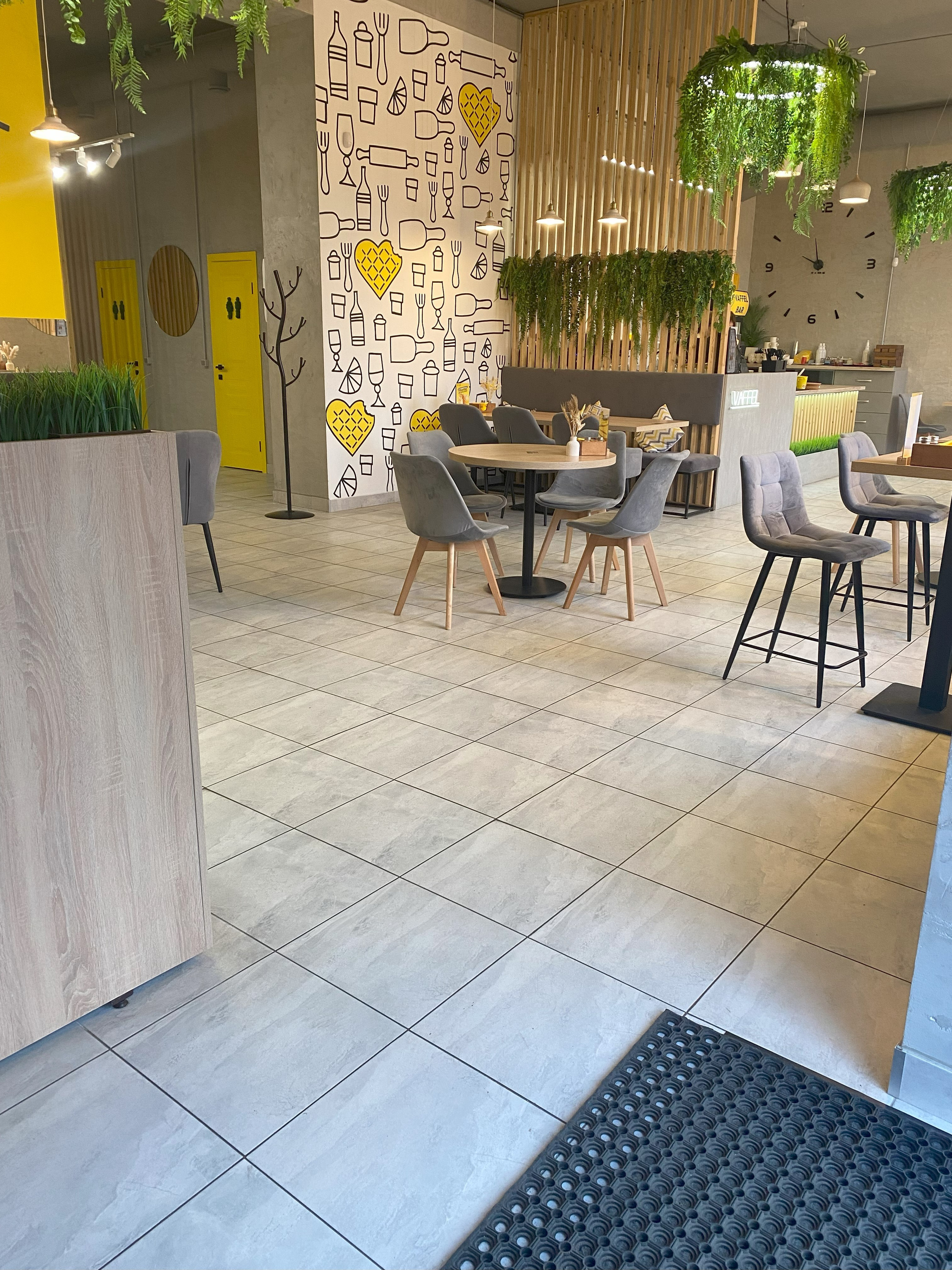 Кафе «Vaffel» г. Калининград (сеть по России). Батракова Наталья дизайнер интерьеров Санкт-Петербург Москва Архангель