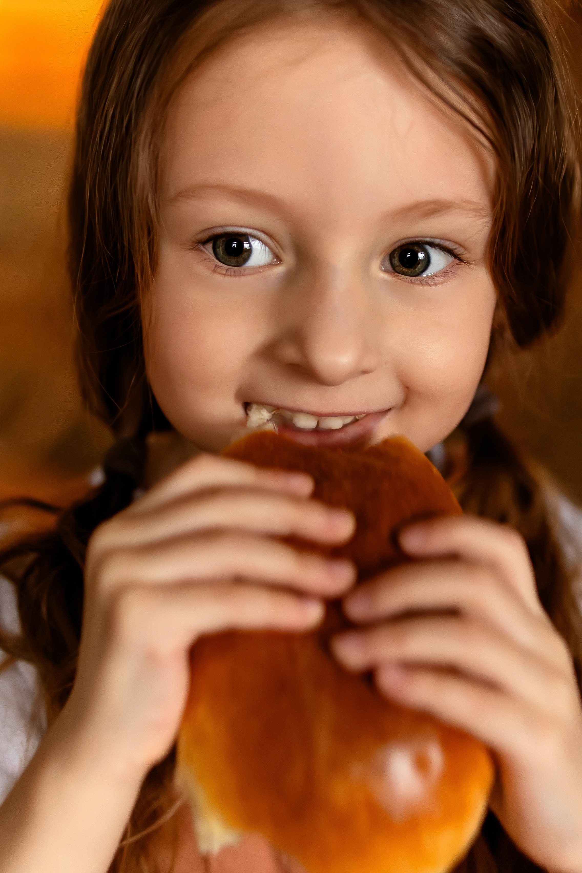 Мия с уточками. Семейный и детский фотограф Оля в Тюмени