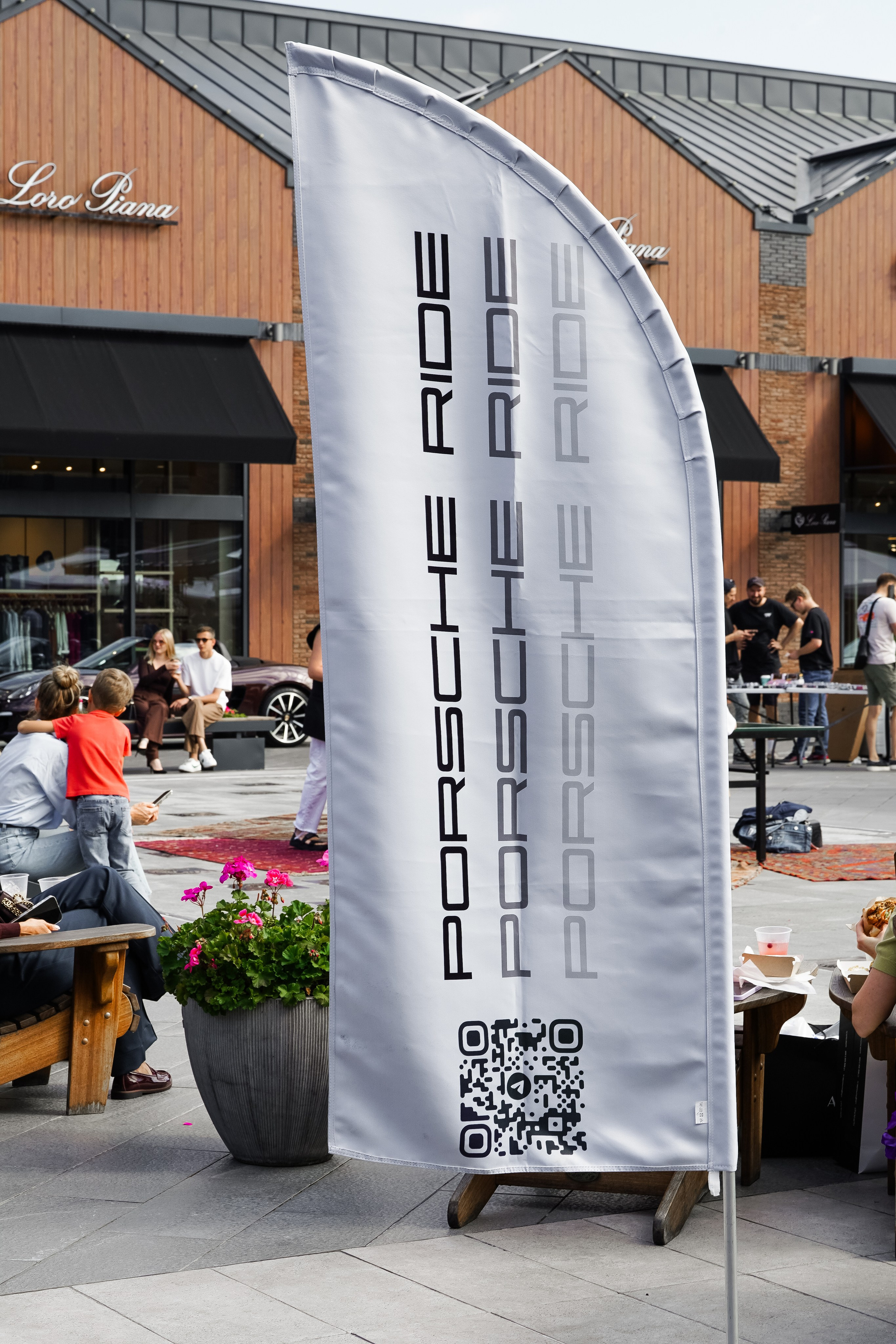 Porche Ride Arkhangelskoe Outlet Village. AMODEO STUDIO