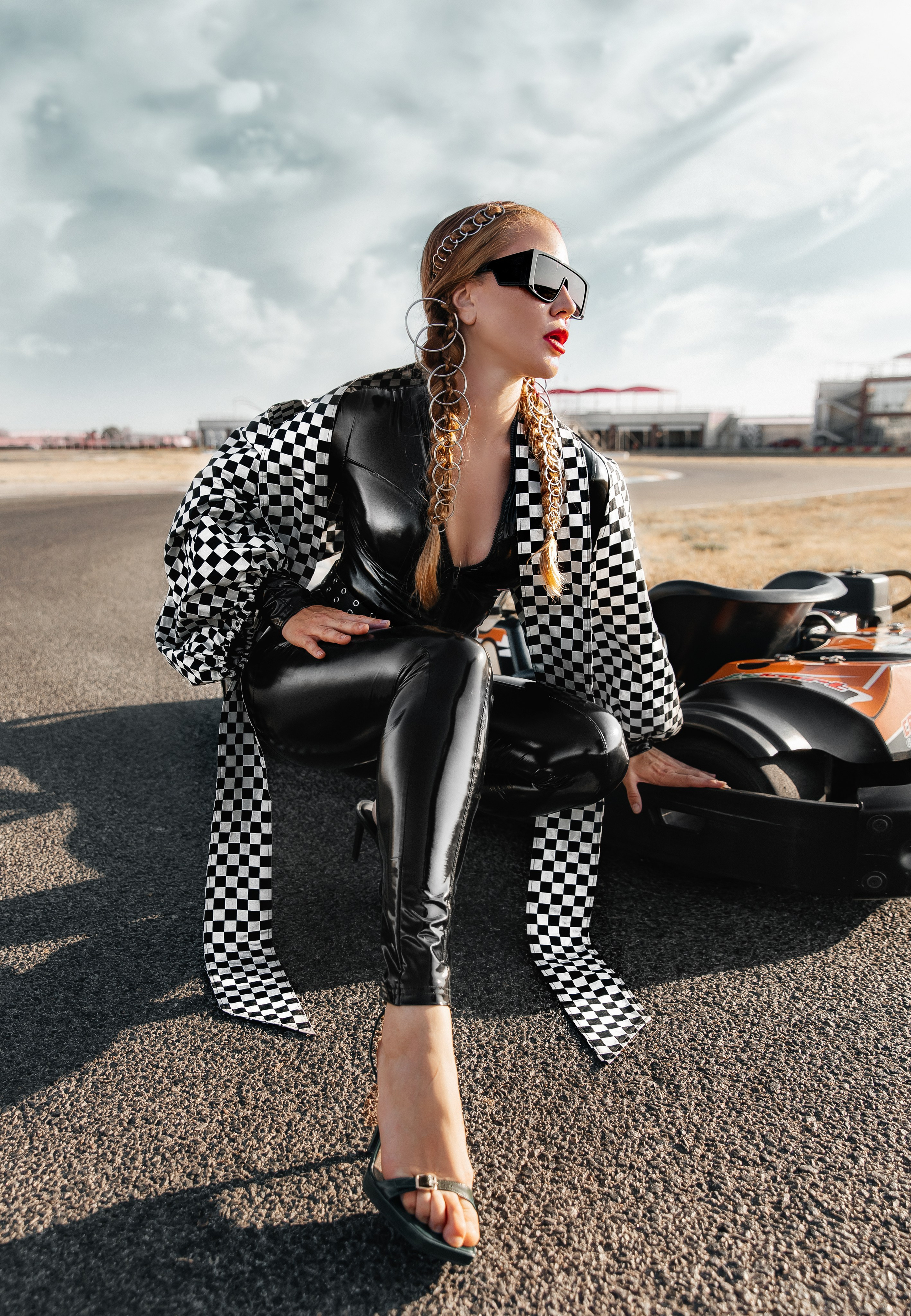 IRINA Международный Гоночный Комплекс «Crimea GRAND PRIX». Свадебный фотограф в Евпатории и в Крыму, Love story, женский портрет