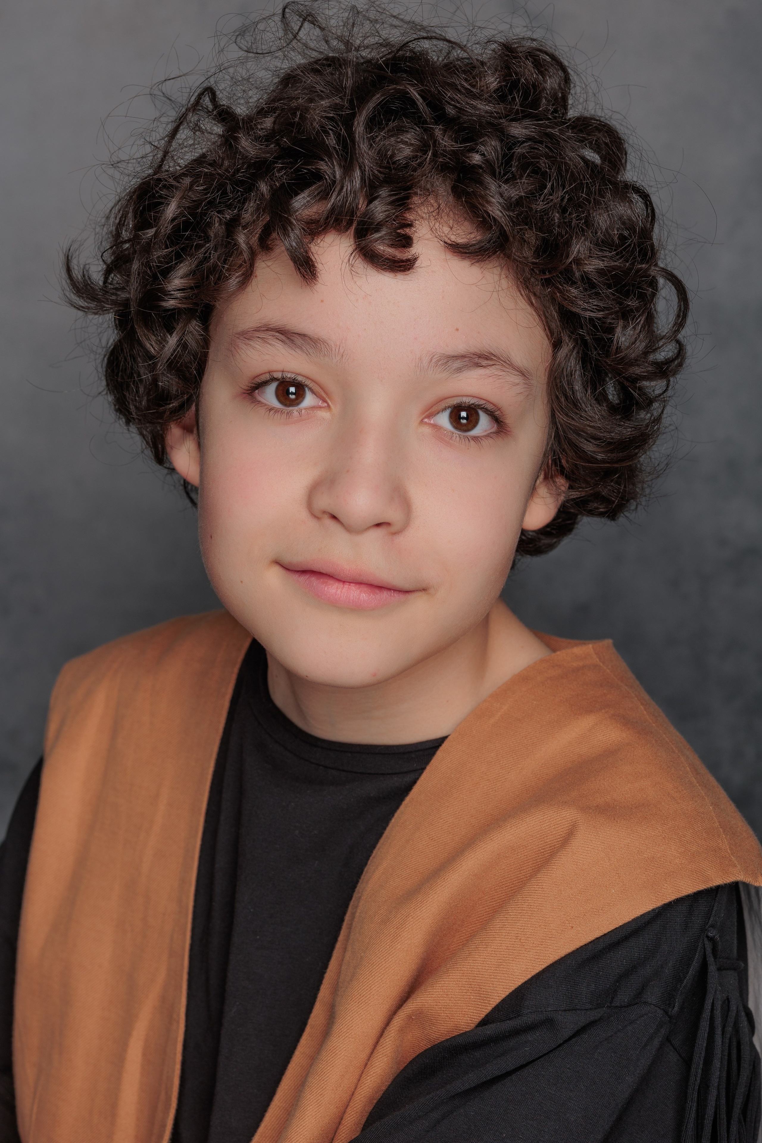 ЛЕОН. Я фотограф из Москвы к Вашим услугам