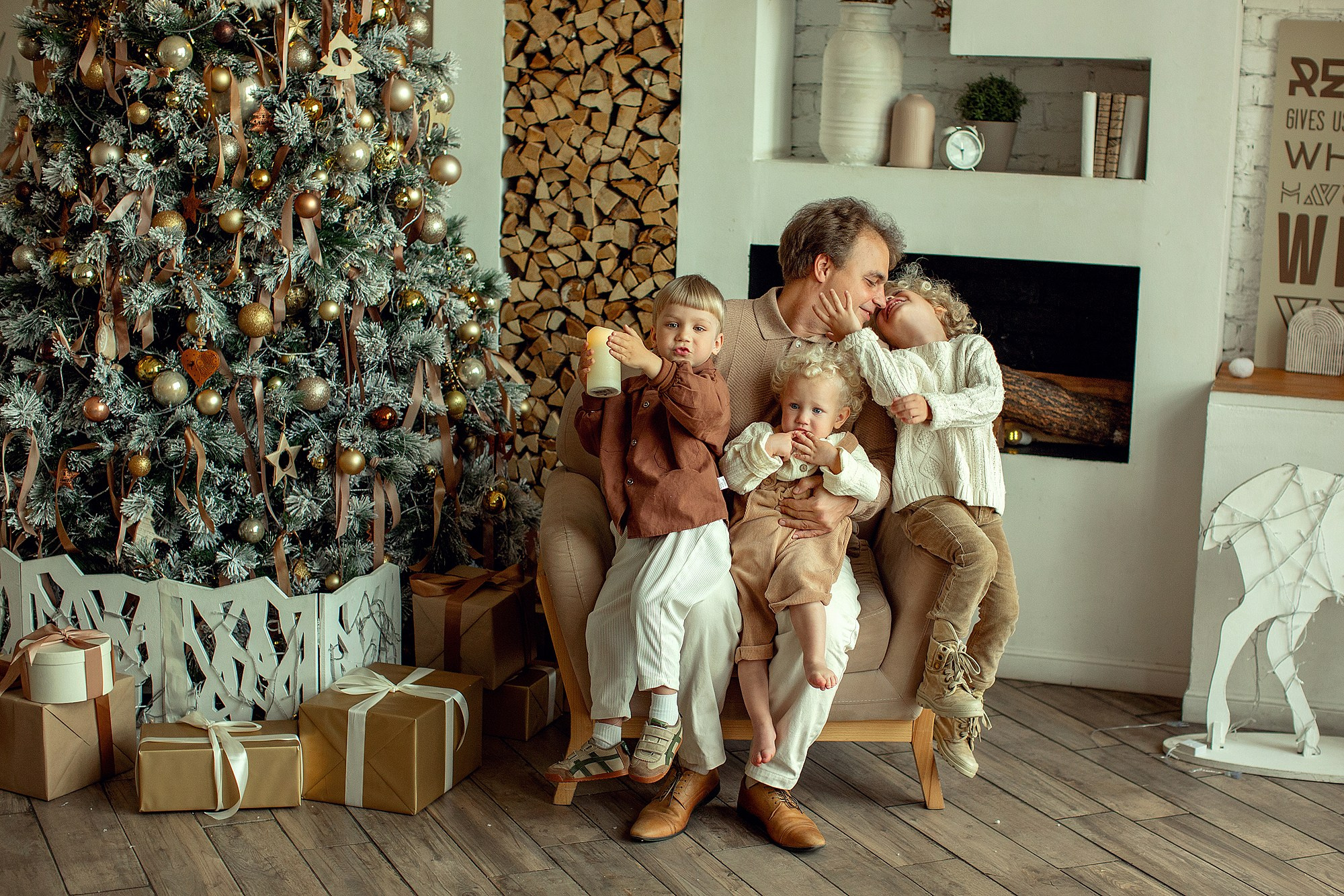 Живые семейные кадры в студии. Это возможно?. Tatyana Nadezhdina Family photographer