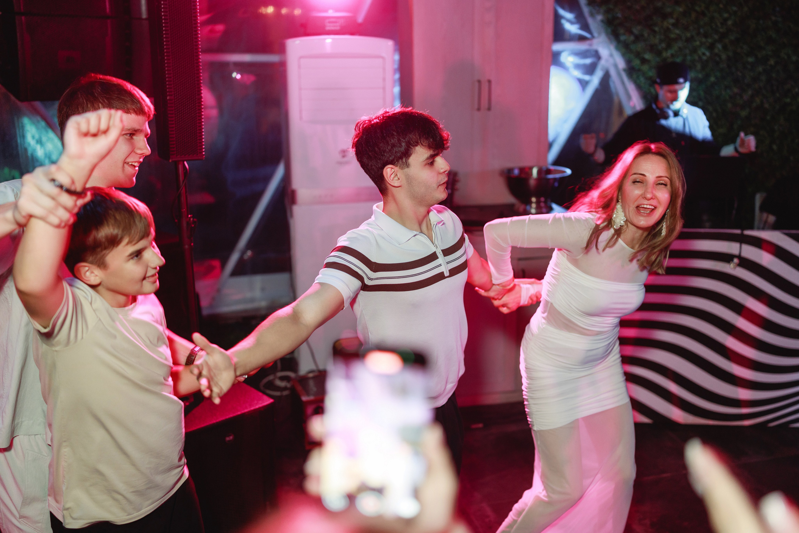 Выпускной в Графском парке. Фотограф Олег Сотник