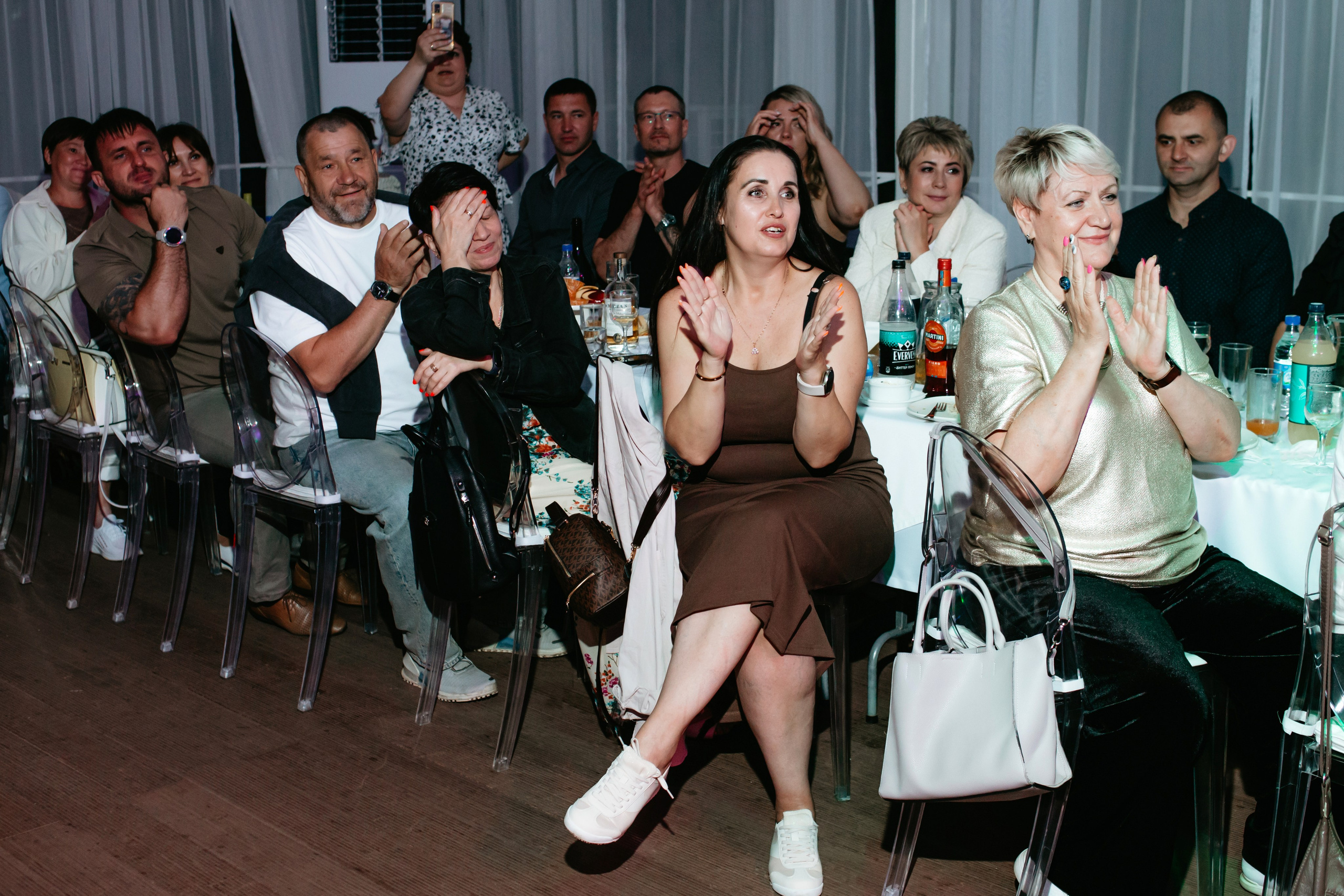 Выпускной 2025 (41 школа) 11 класс. Фотограф в Челябинске Ополихина Анна