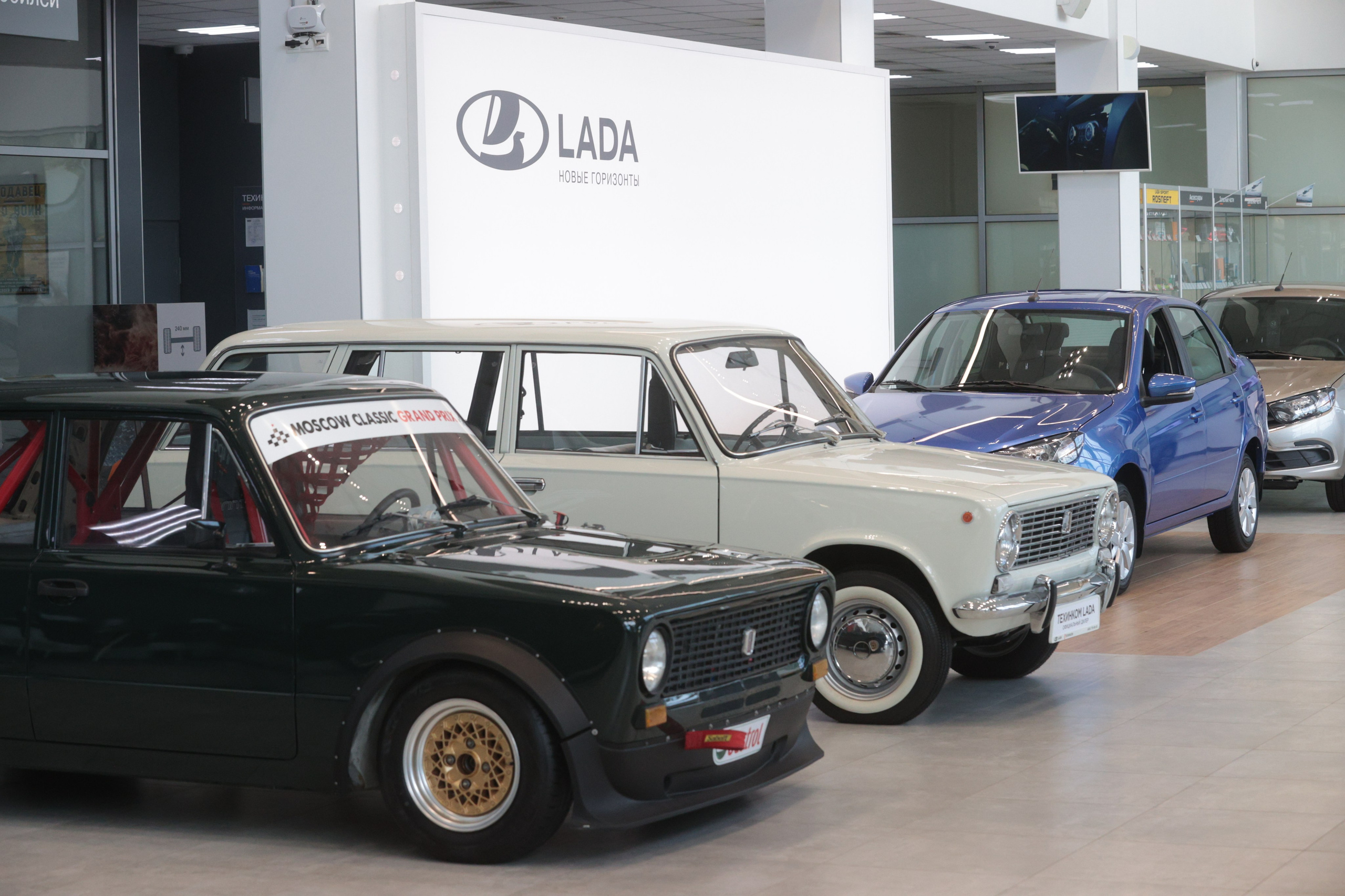 Репортажный фотограф в Москве Артём Соболев