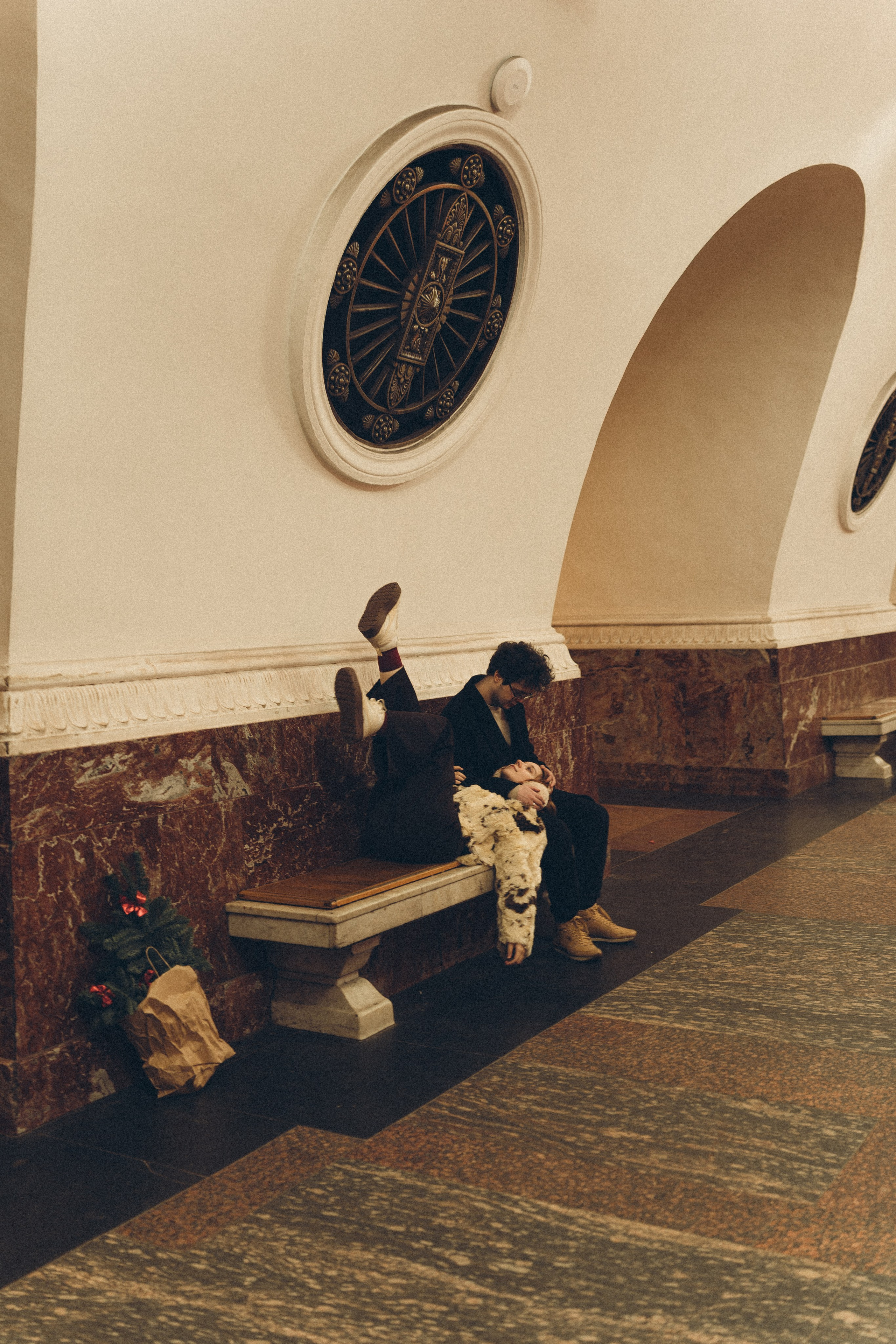 НОВОГОДНЯЯ ФОТОСЕСИИЯ ПАРЫ В МЕТРО ЛЮБОВЬ. Профессиональный фотограф, Санкт-Петербург — Виктория Богомолова