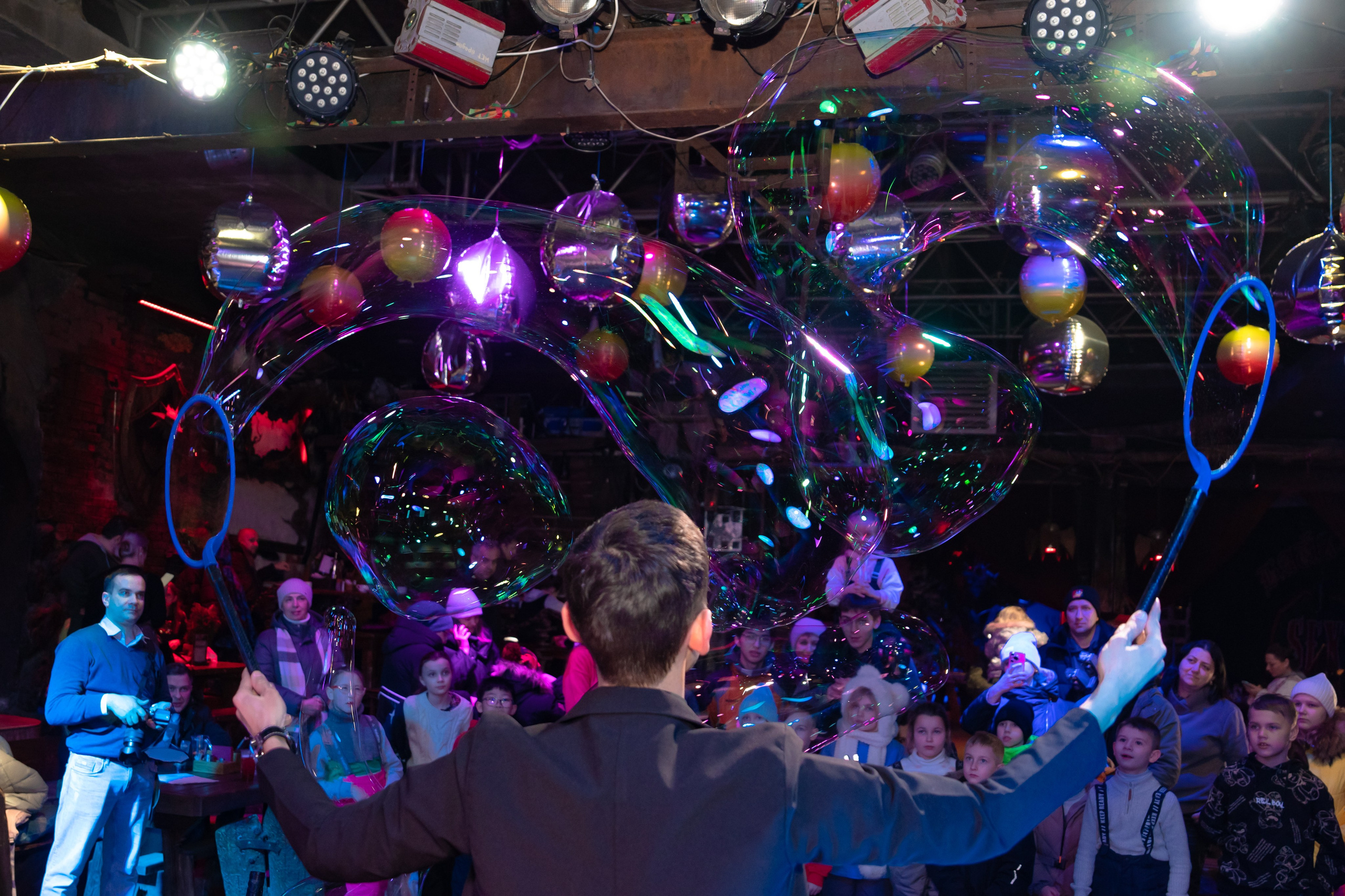 Новогодняя сказка в Байк Центре «Ночные Волки». Крамер Юлиана детский и семейный фотограф