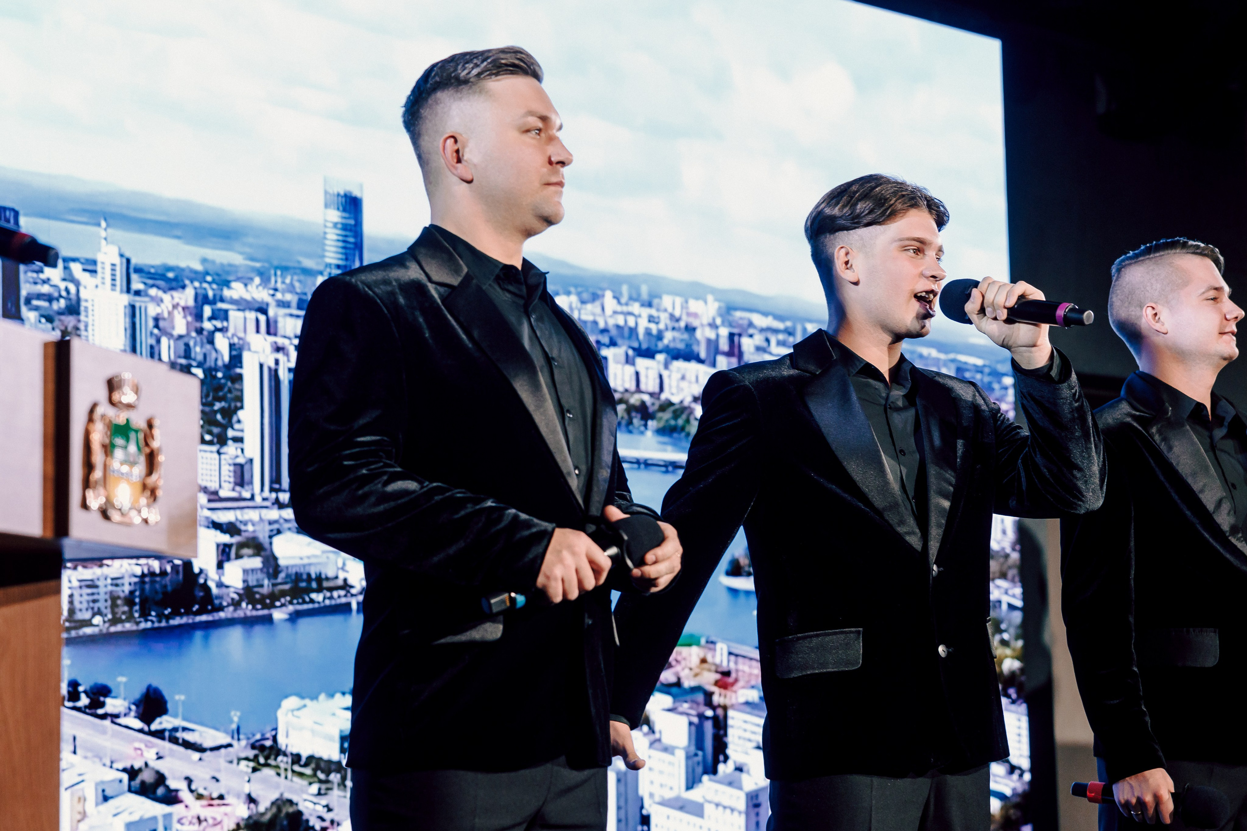 XXVI Церемония вручения премии имени В. Н. Татищева и Г. В. Де Геннина. Лёшка Варзегов — фотограф