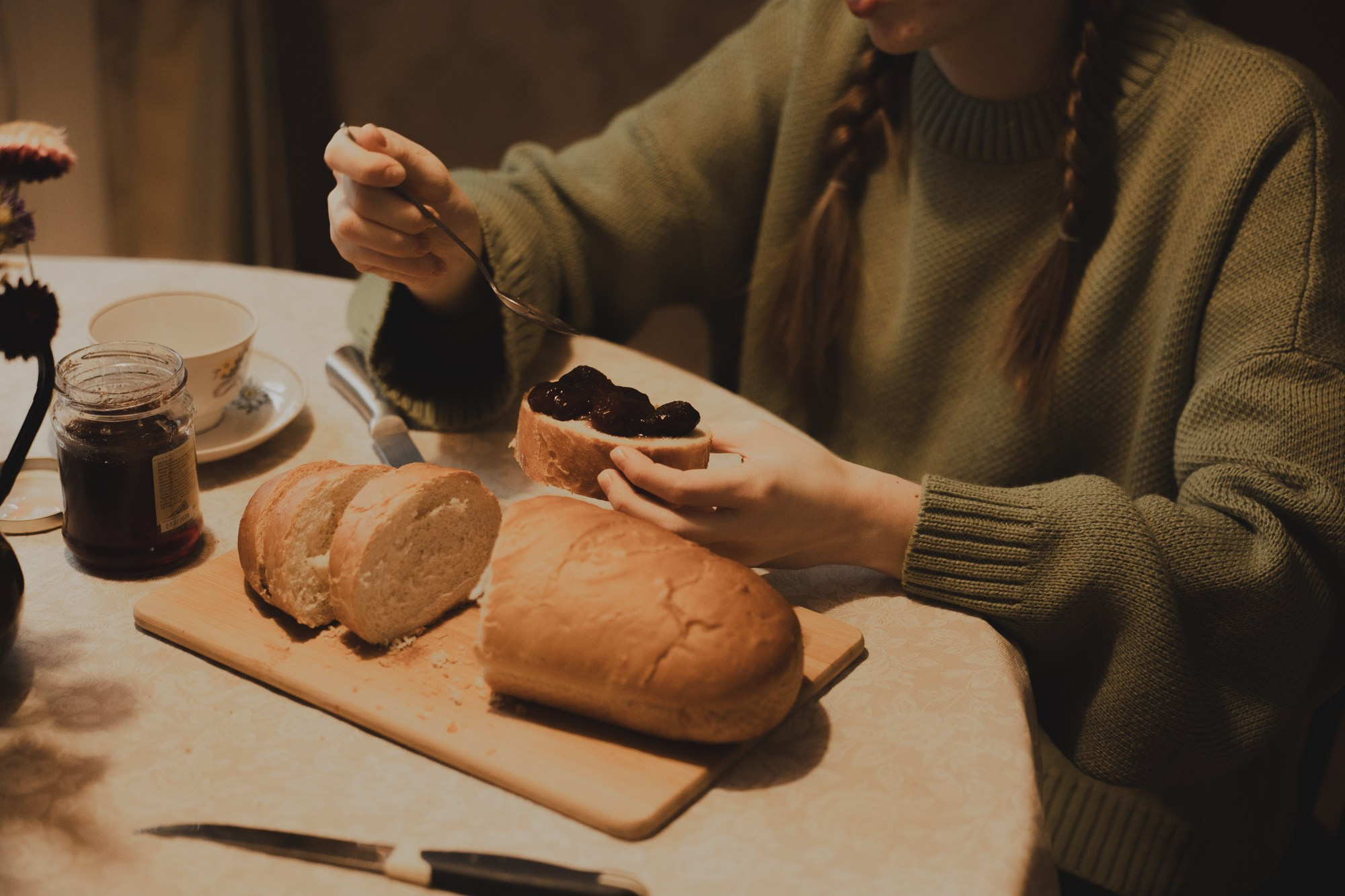 Булочка с вареньем. Фотограф Кощеева Дарья