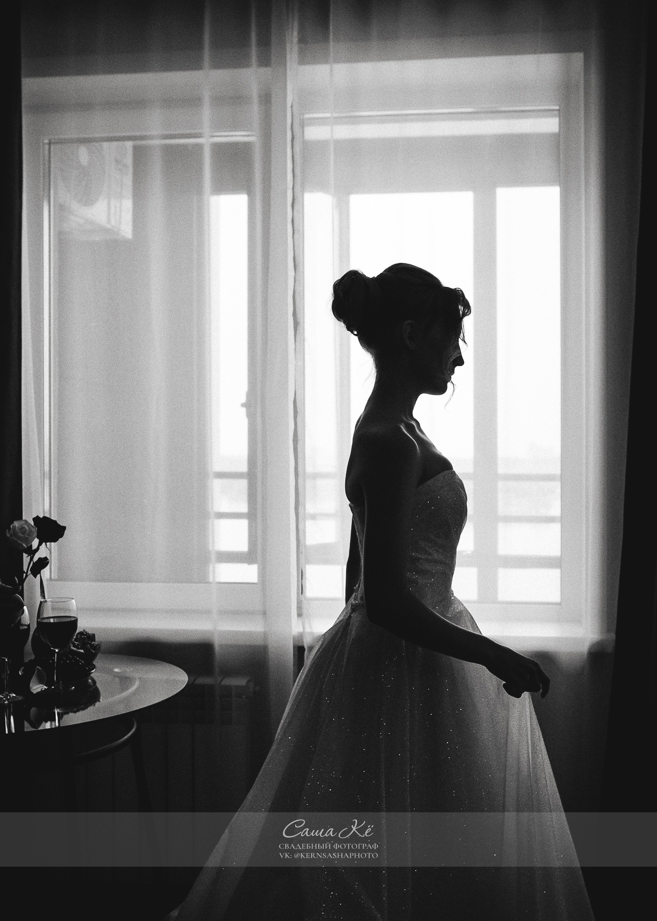 Волшебная фотосессия А&О около Оперного театра. Свадебный, семейный и event фотограф в Новосибирске и Новосибирской области Саша Кё