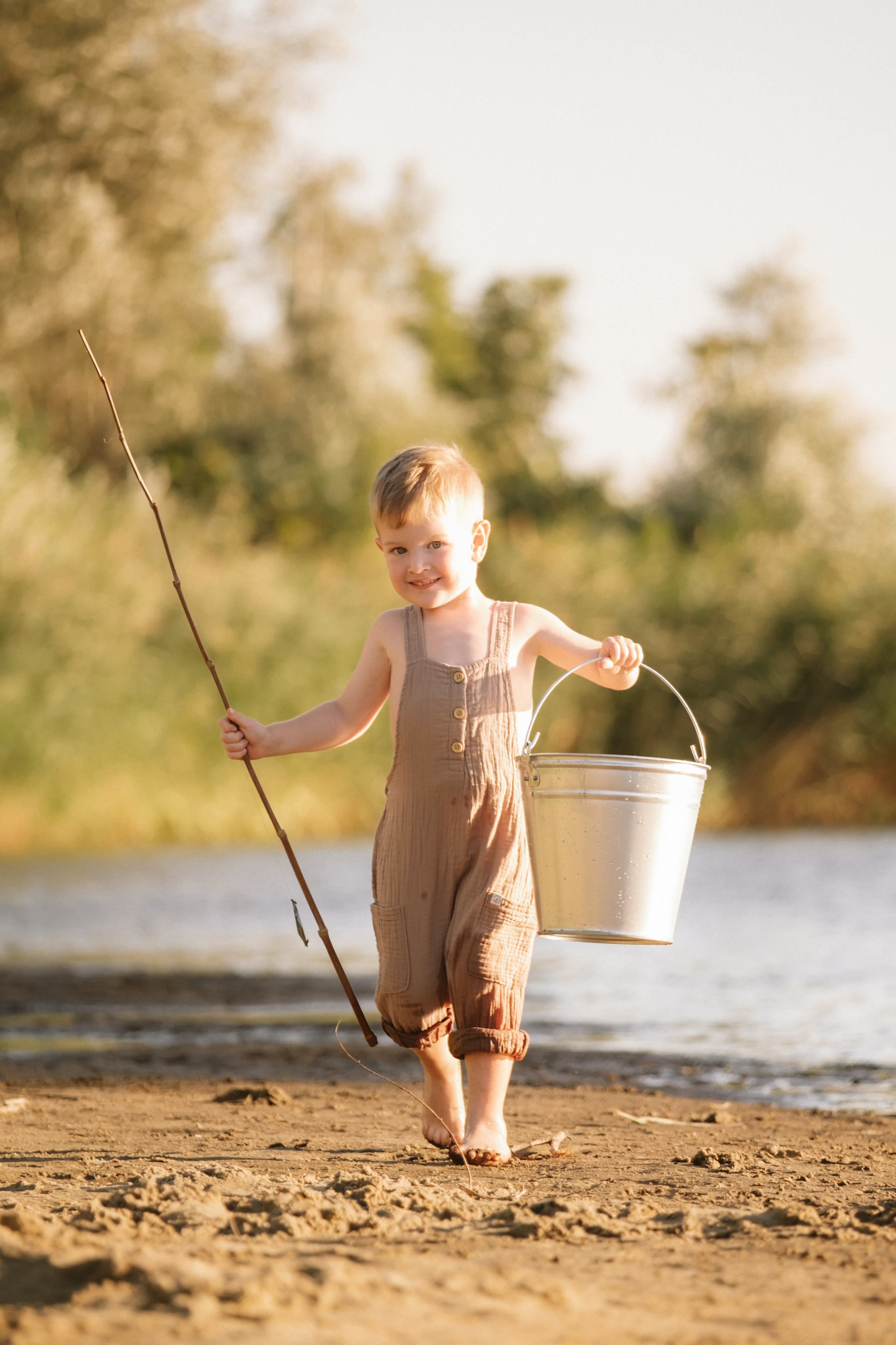 Аня и Дима на речке. Антонина Мезинова фотограф Михайловка и Волгоград