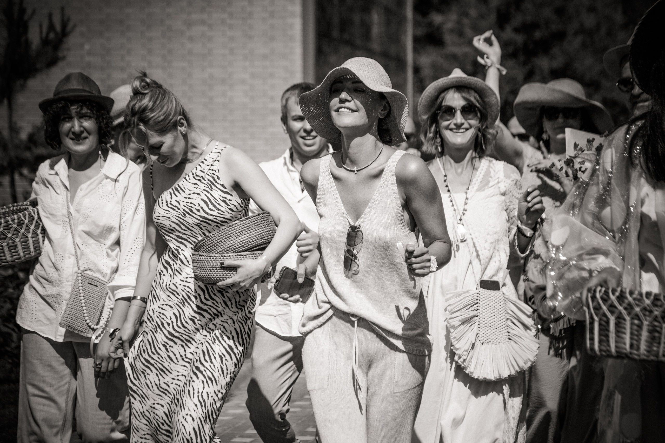 Свадебная фотосъемка в загородном отеле «LaFa». Свадебный и семейный фотограф в Москве и Подмосковье Лариса Козлова