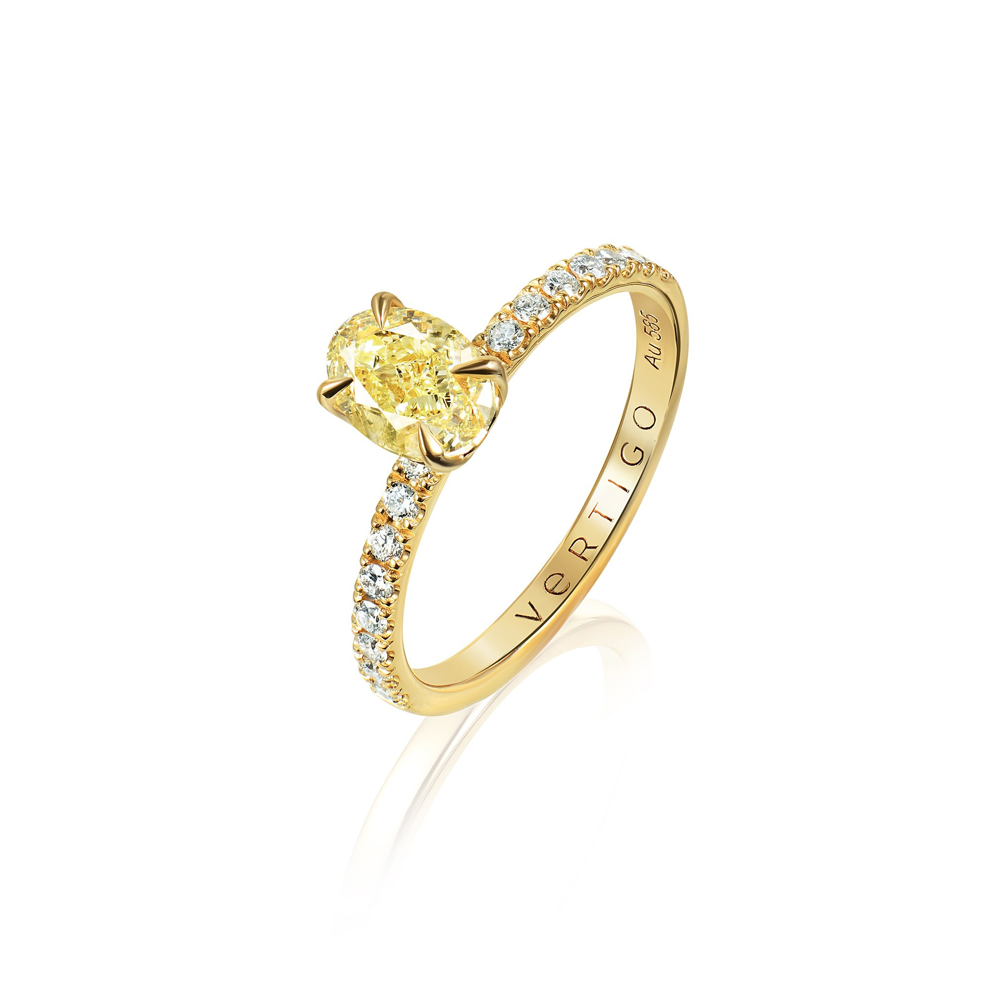 Фотосъемка ювелирных украшений. Каталог на белом фоне. Предметный рекламный фотограф в Москве Мария Макарова