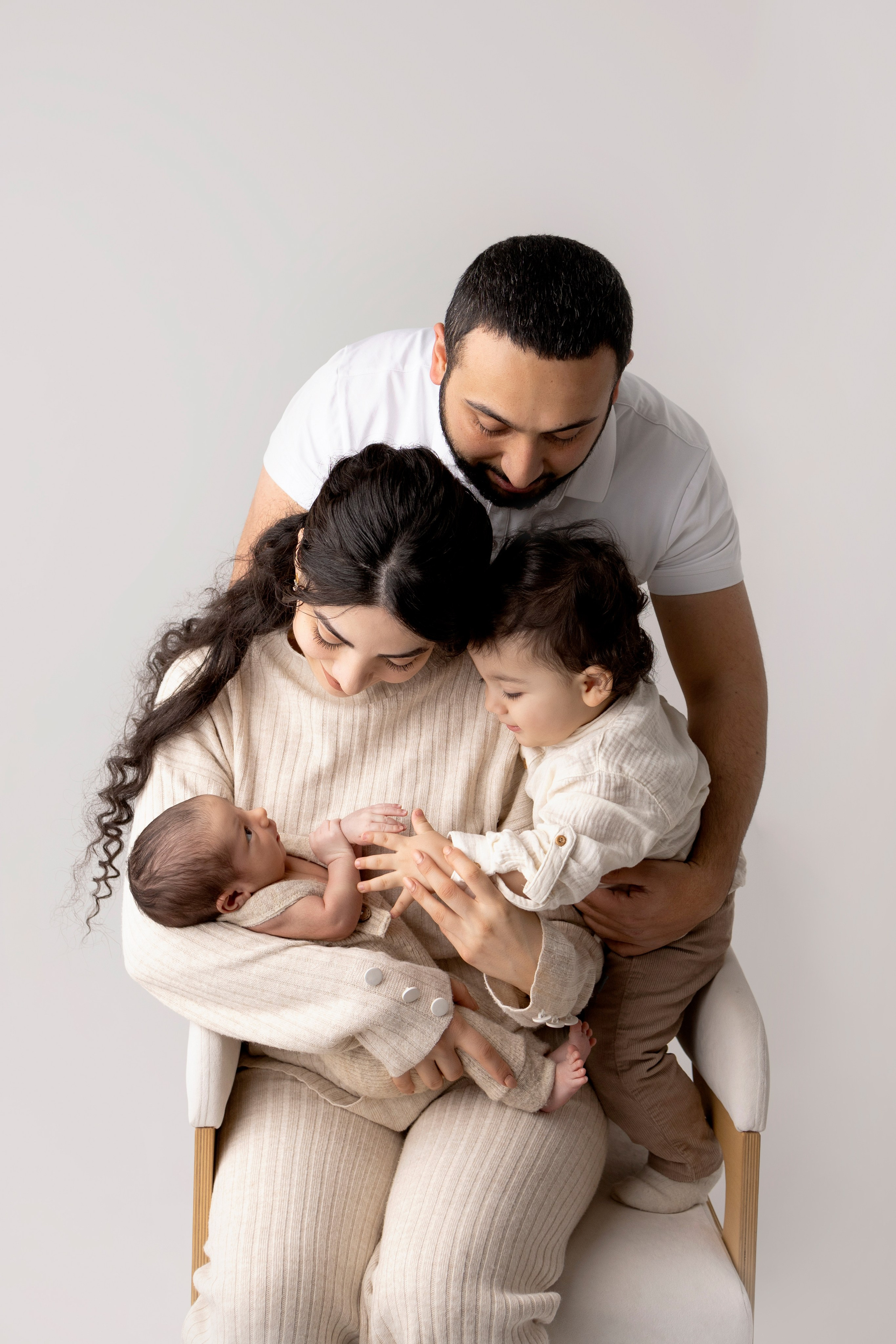 Малыш и родители