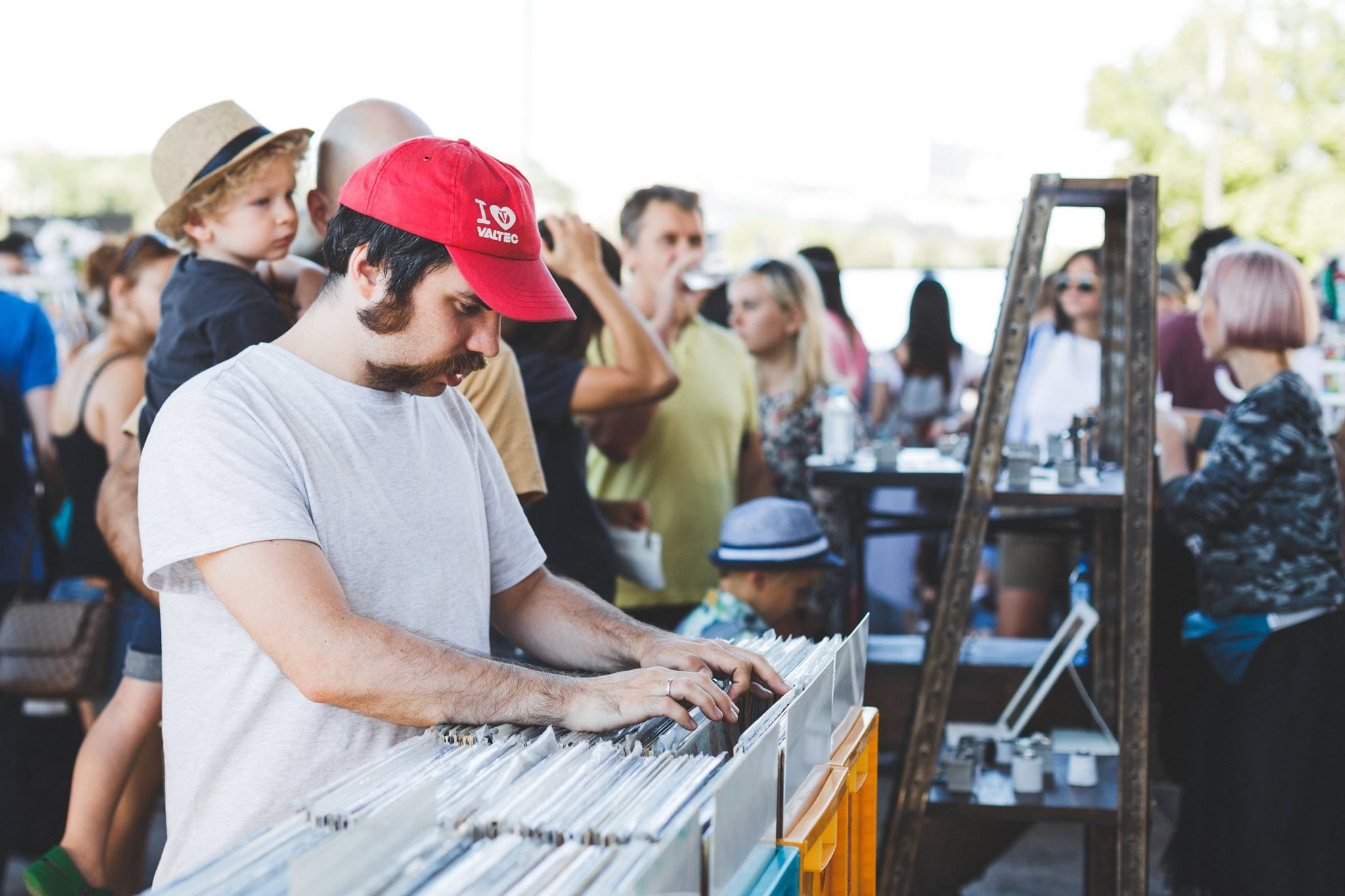 6 августа 2017 / Стрелка / Часть 1 / фотографии Иван Гущин. Фотоотчеты «Ламбада-маркета»