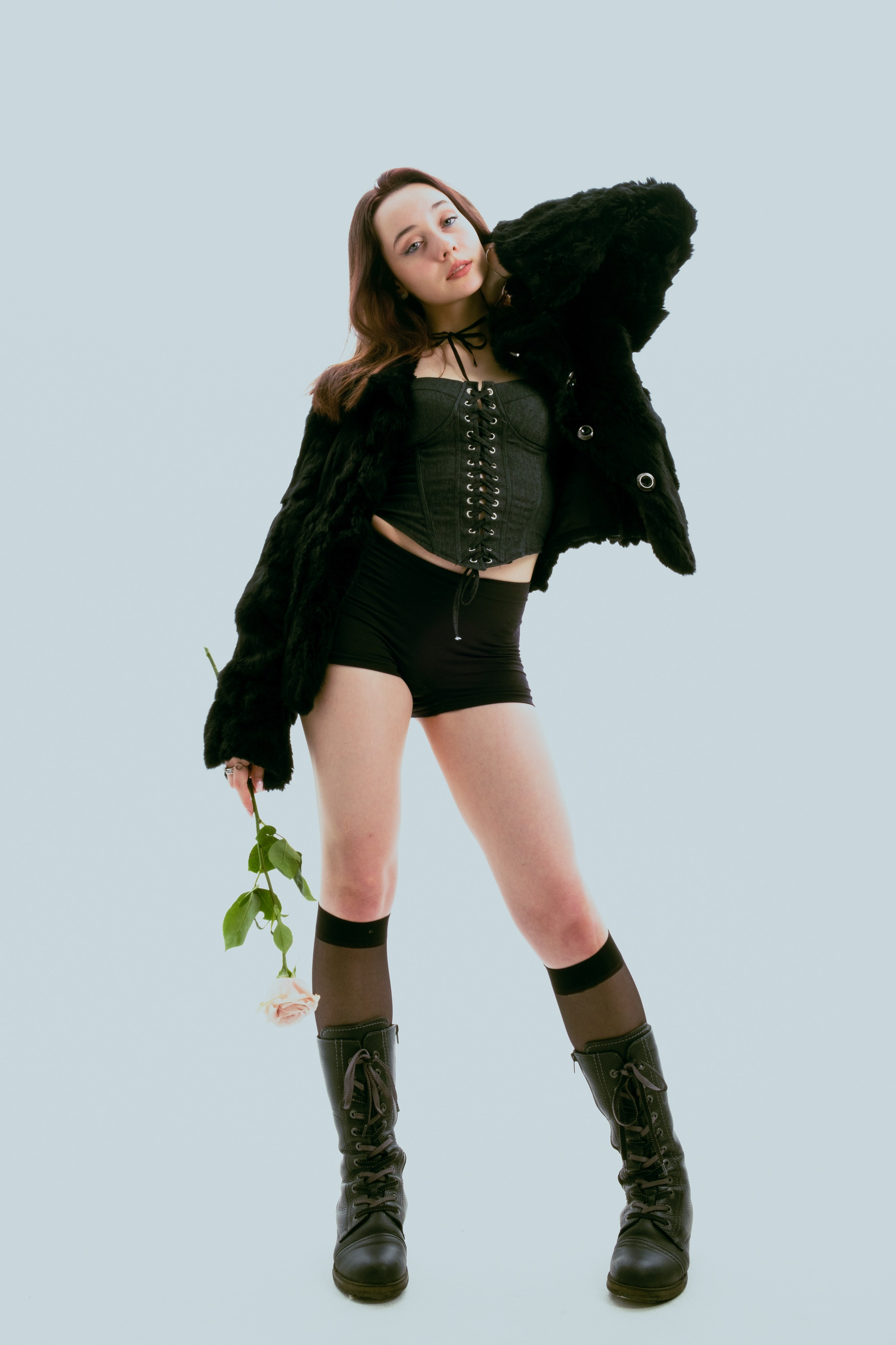 Сексуальный цветок. Мари — фотограф и видеограф из Москвы