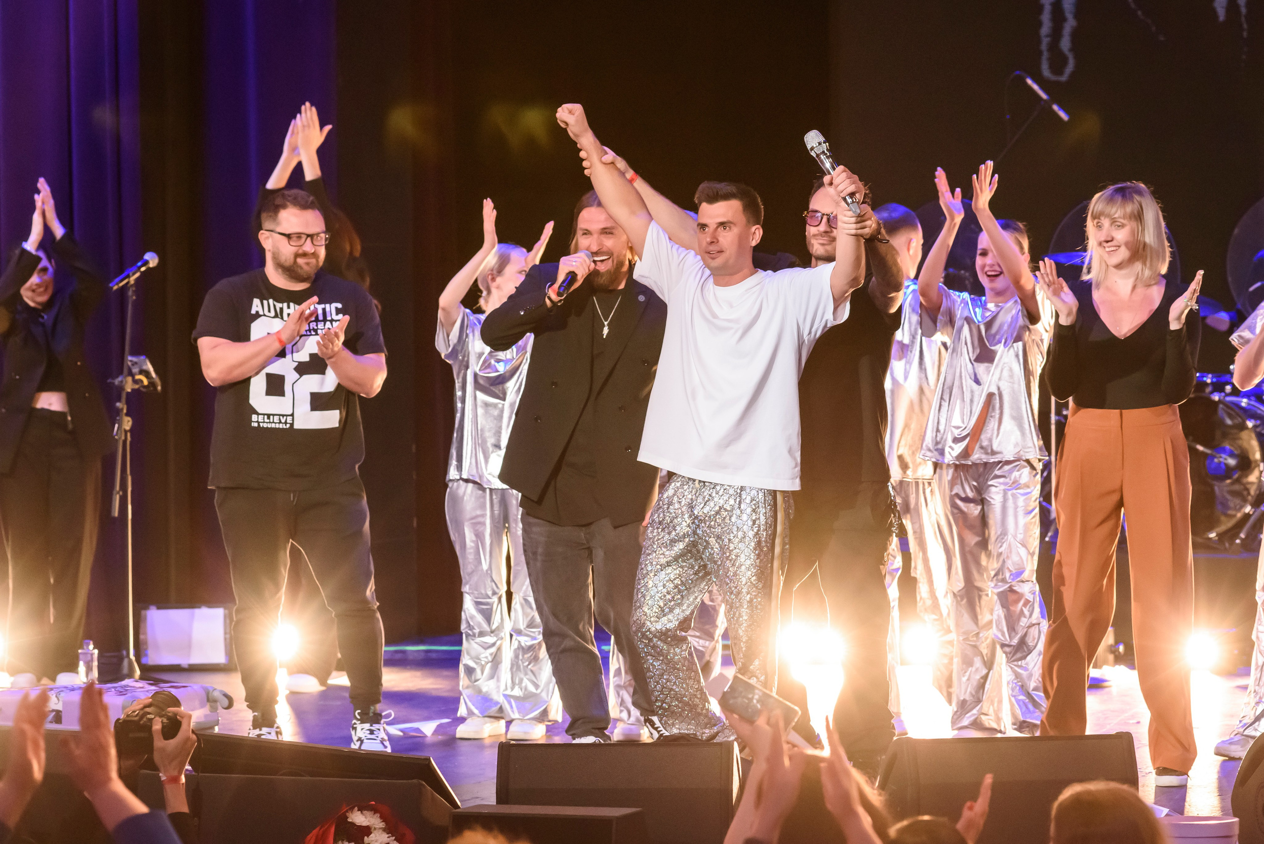 Кирилл Туриченко — Вегас Сити Холл. Бренд-фотограф для экспертов и блогеров в Москве Влада Горбовская