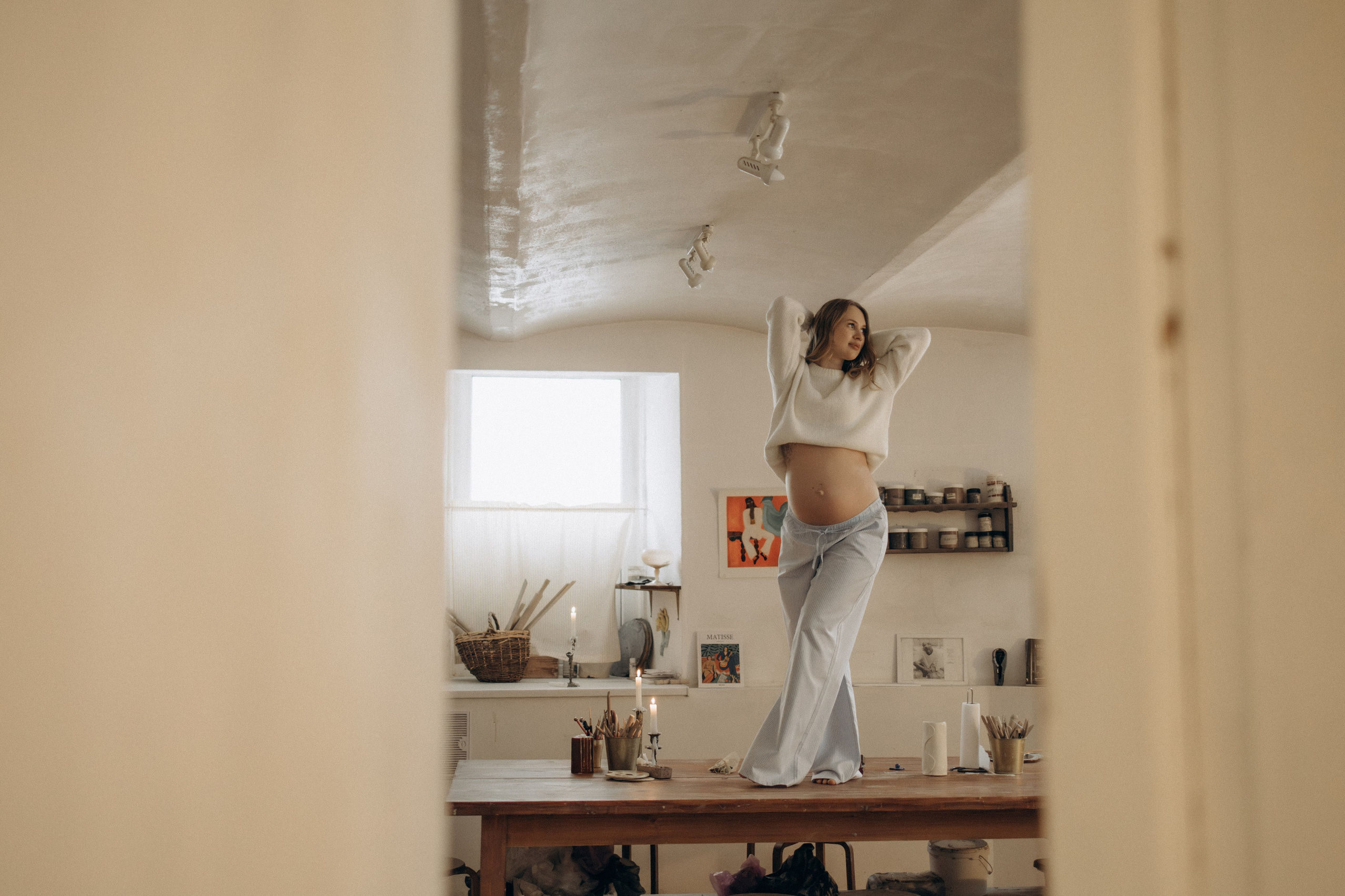 Фотосессия беременности в гончарной мастерской. Семейный фотограф Москва Юлиана Фетисова