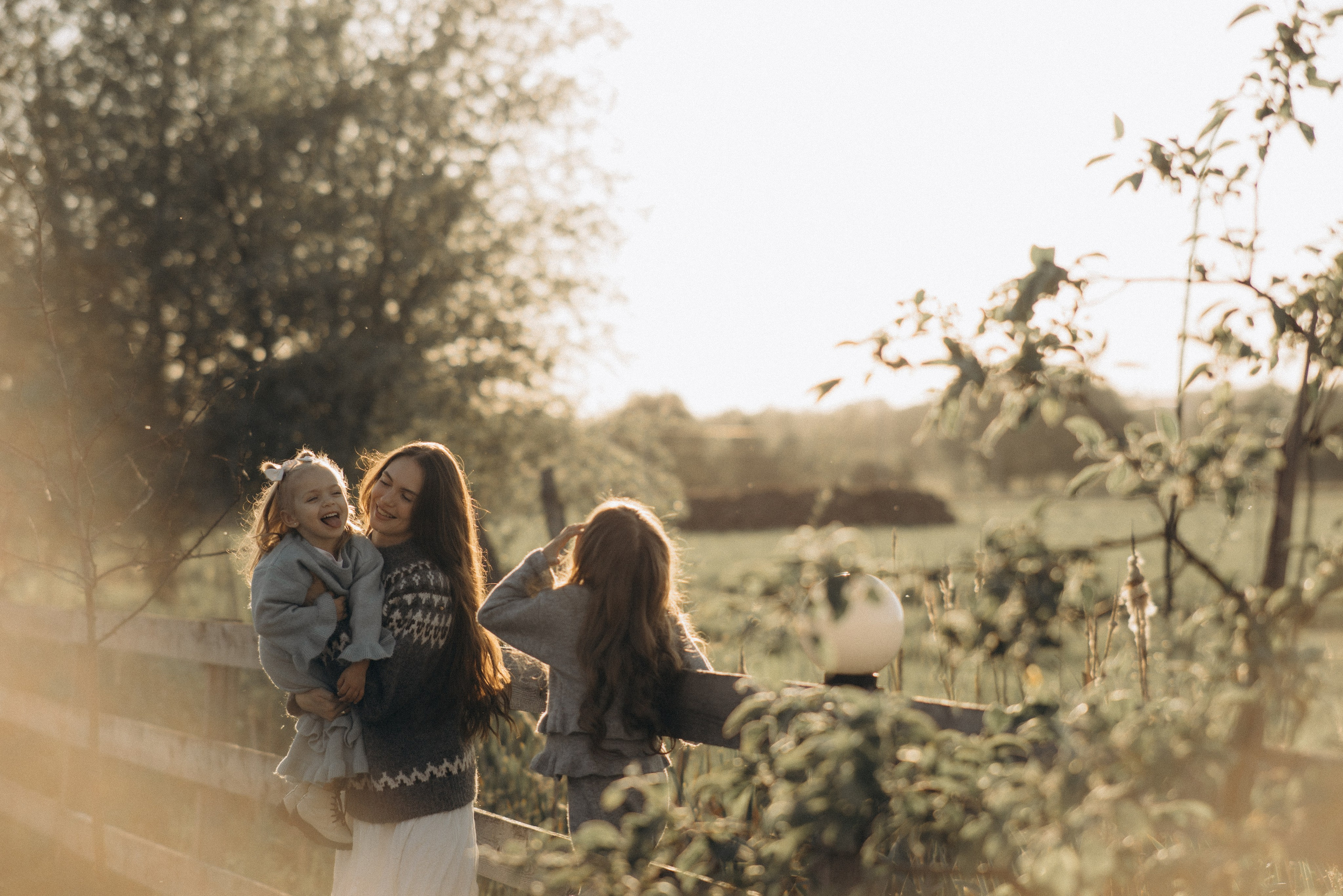 Поле, ромашки и воздушный змей. Семейный фотограф Москва Юлиана Фетисова