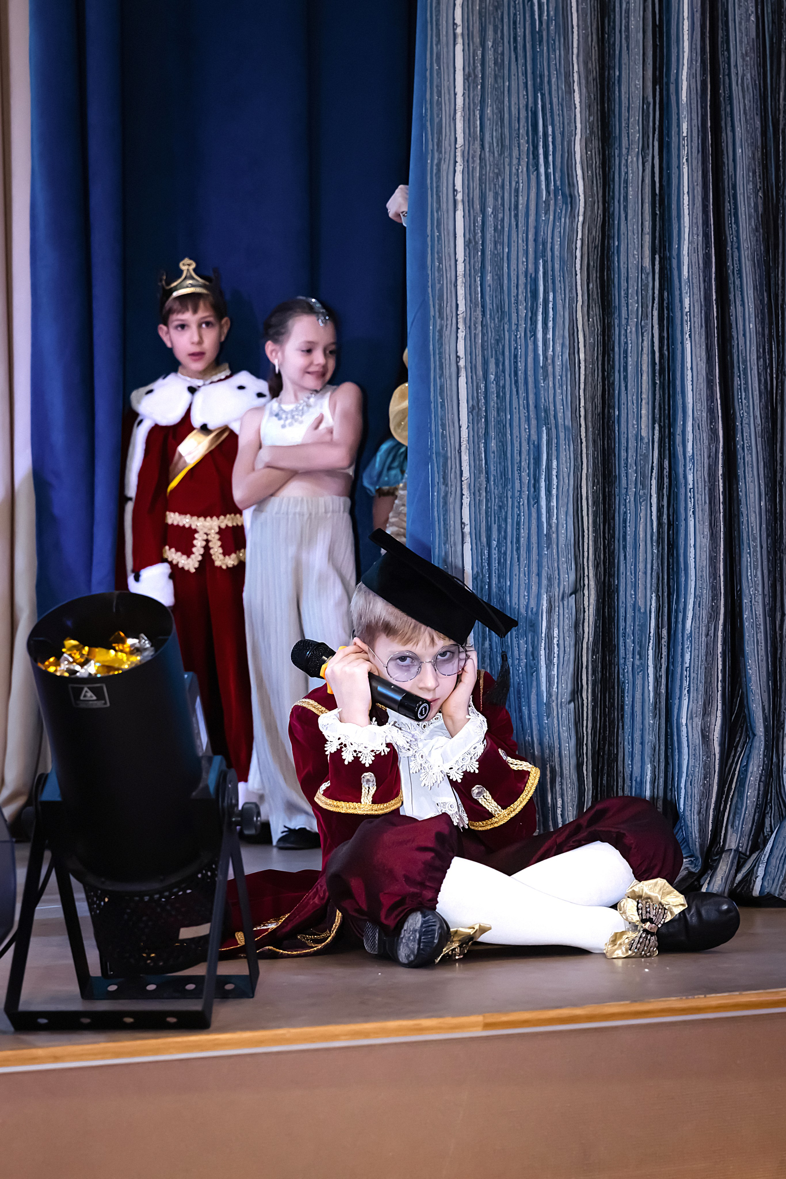 Новогодний праздник 1 В класс! Гимназия № 23. Фотограф и Видеограф в Краснодаре Юлия Солодченко