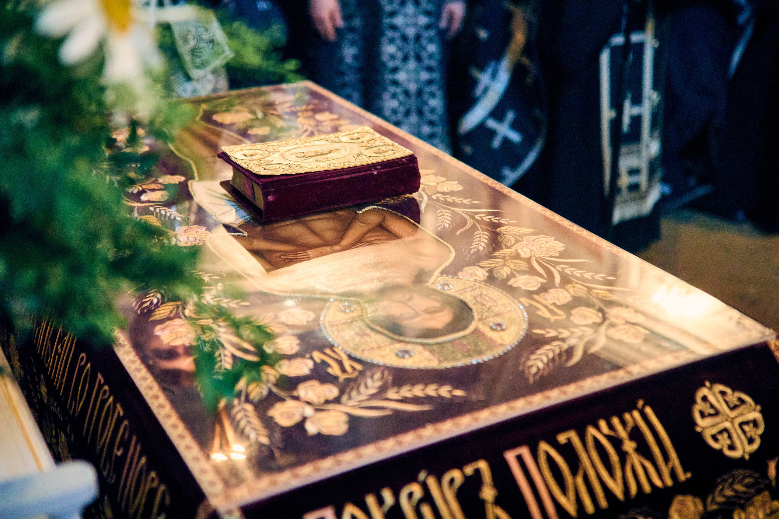 Утреня Погребение Спасителя. DMITRY MOISEENKO — фотограф, художник, топ-стилист