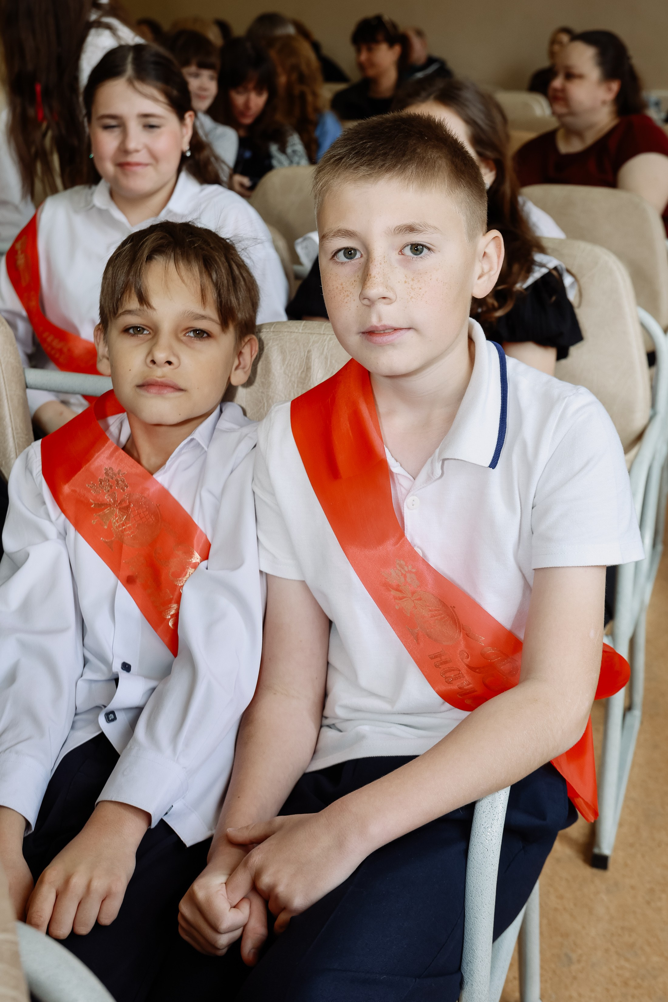 Последний звонок 4б школа 26. Фотограф Юлия Мальцева