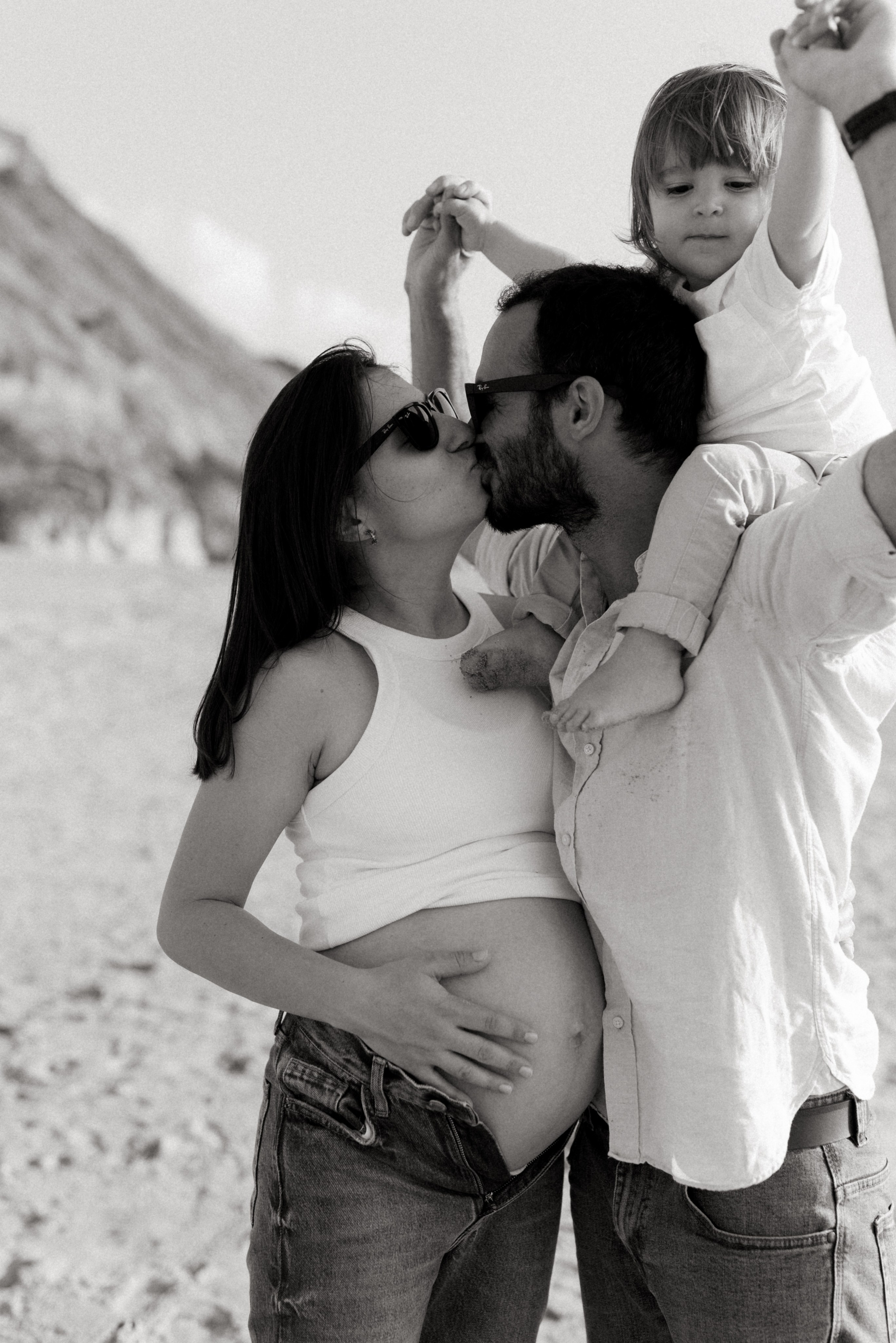 Alisa, Ram & Nitay. Family photographer in Israel | Alesya Superfin