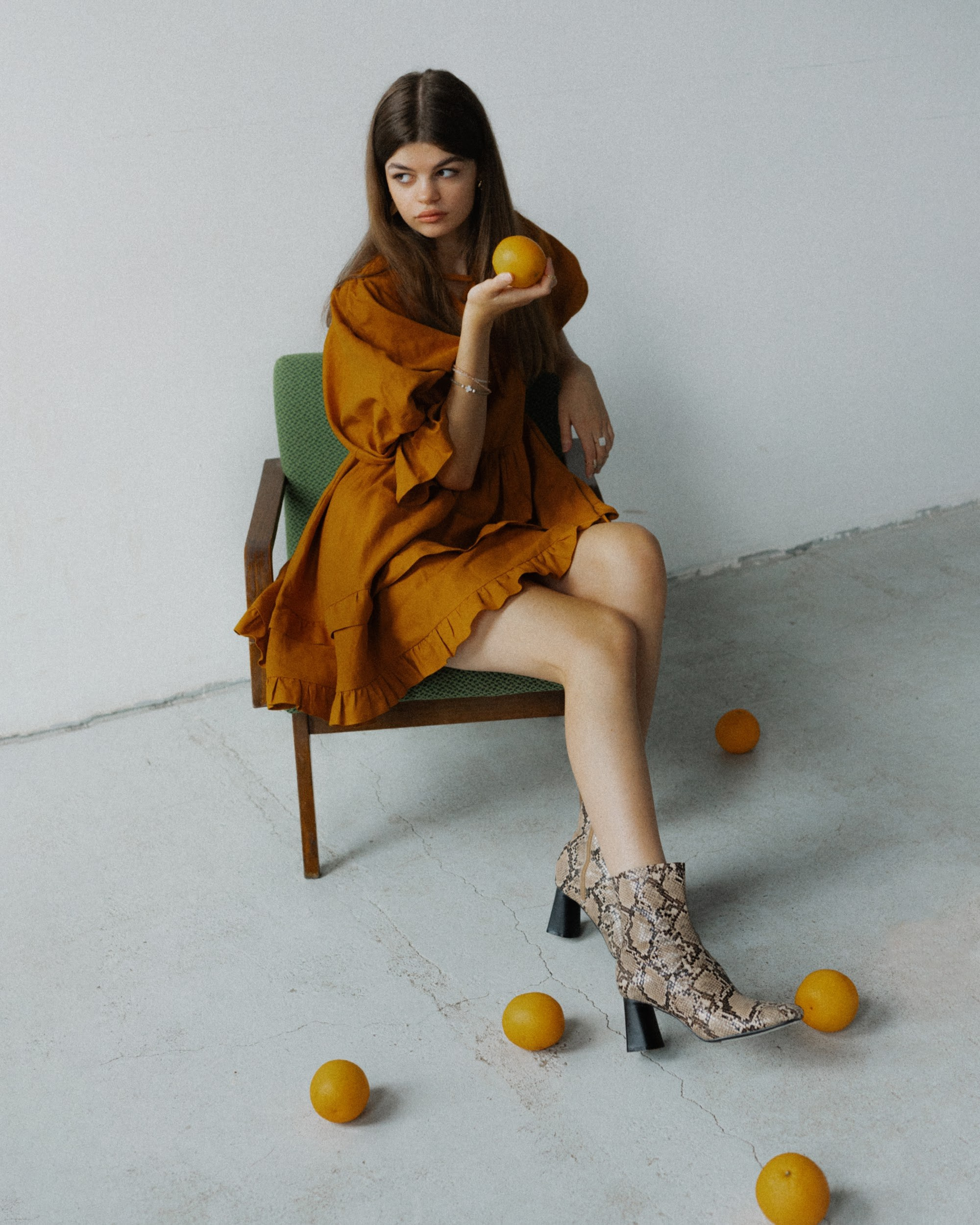 Tayat & freedomtag. Аксёнова Оля — сет-дизайнер, художник-постановщик, Москва