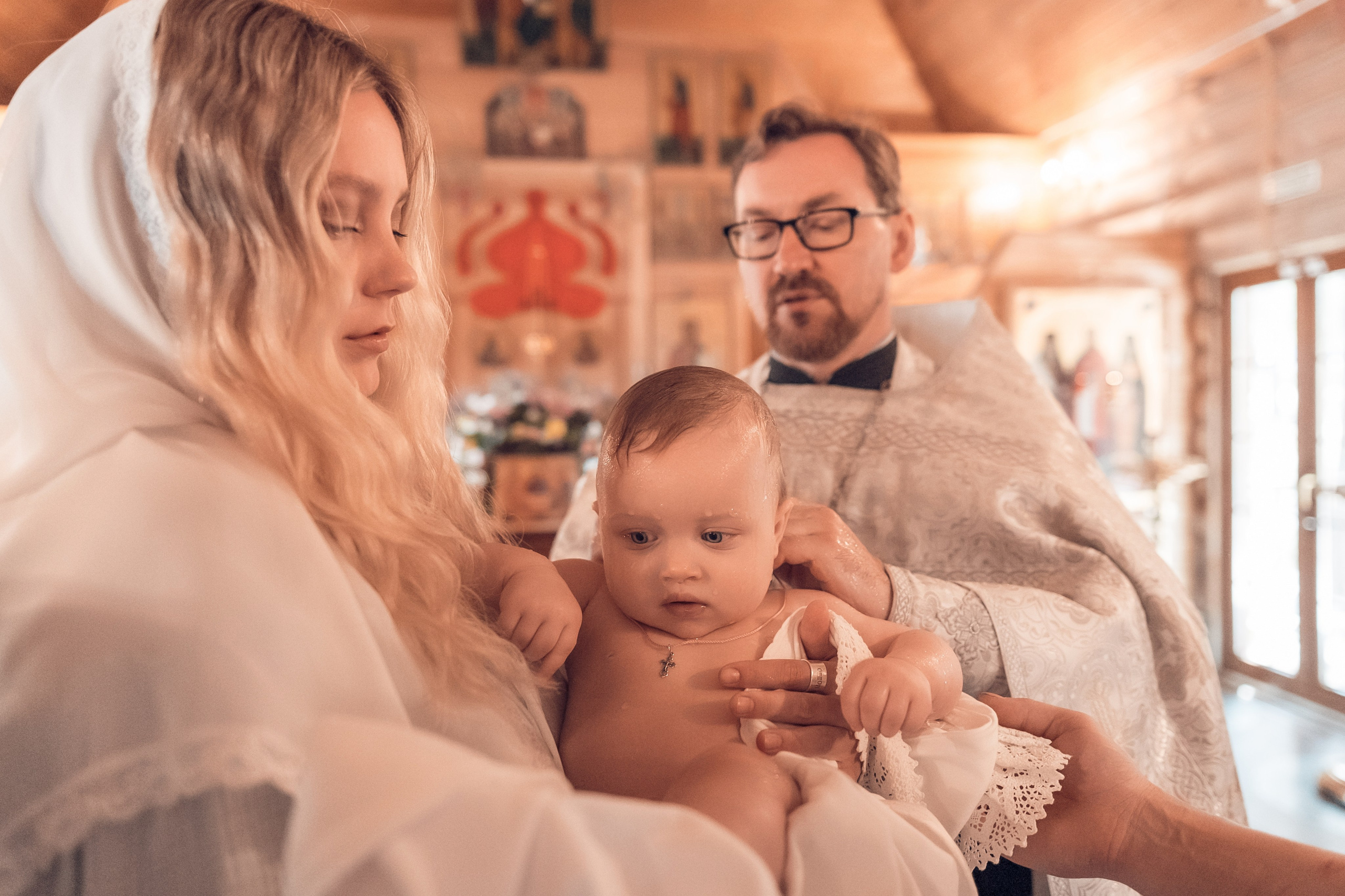 Таинство Крещения Варвары в Храме Рождества Пресвятой Богородицы. Главная