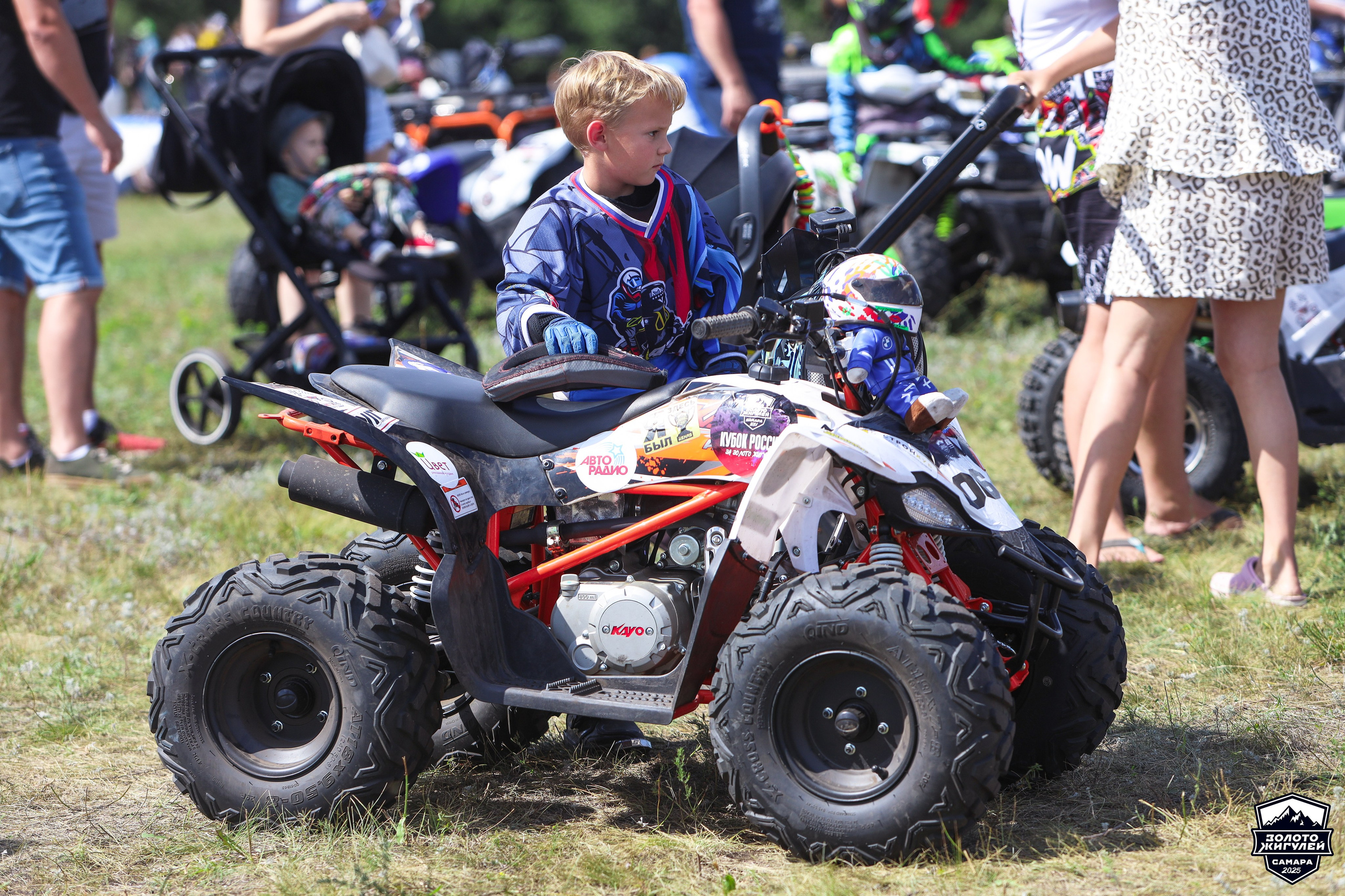 Заезды «МИНИ ДЕТИ» и «МАКСИ ДЕТИ». Кубок России по гонкам с водными препятствиями на квадроциклах «Золото Жигулей 2025». Спортивный фотограф в Самаре