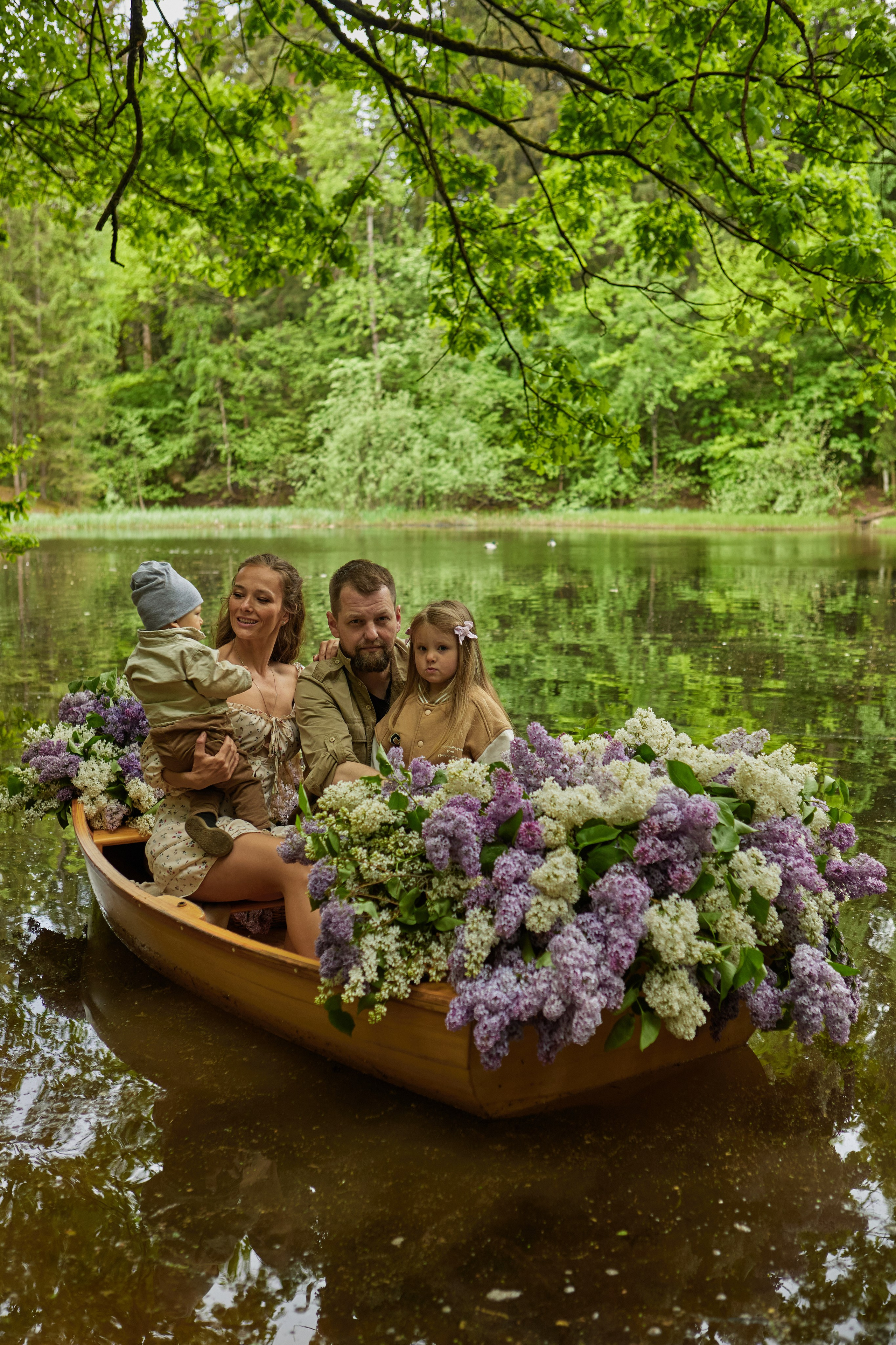 Сиреневая лодка. ФОТОГРАФ СТИЛИСТ СИВОРОНОВА МАРИЯ МОСКВА и МО