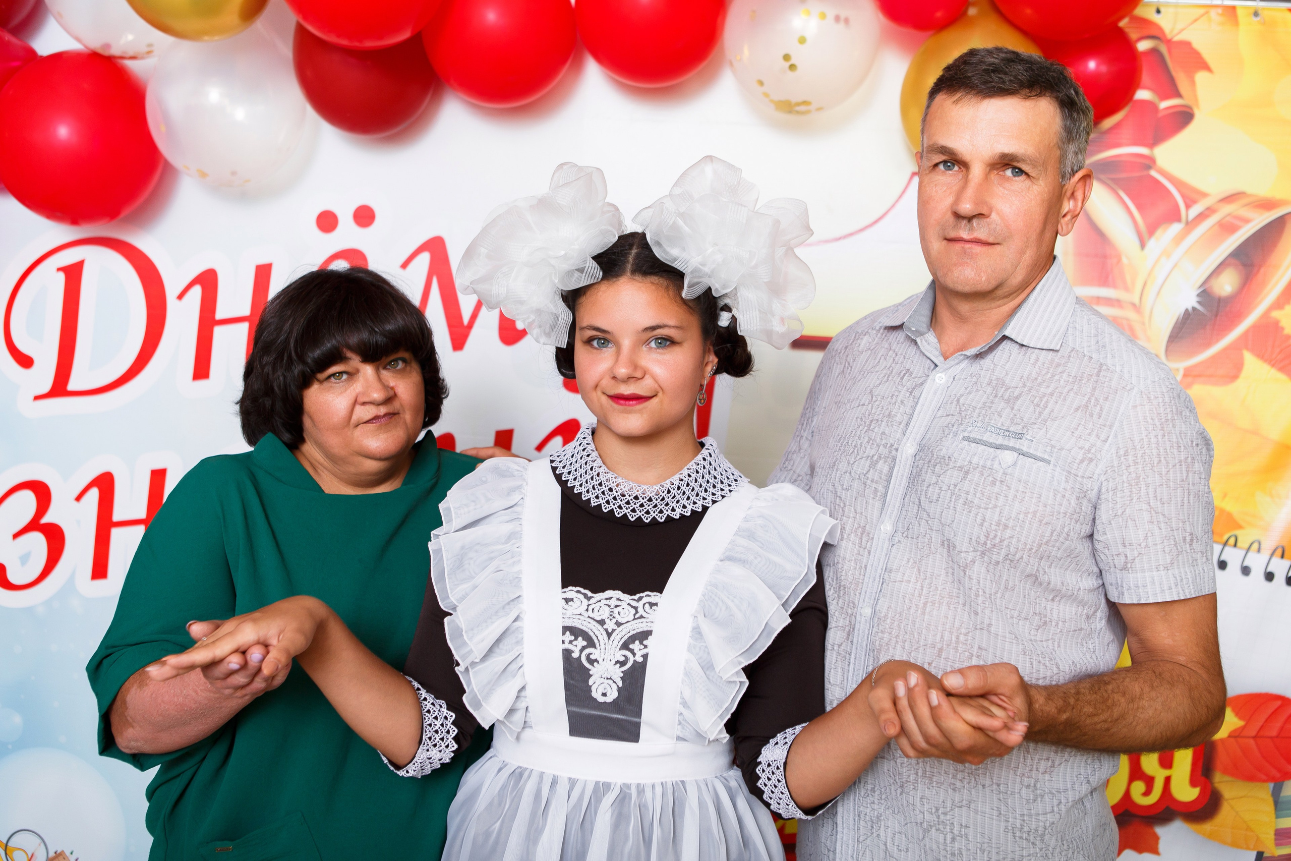 1 СЕНТЯБРЯ 2024 ГОДА — 9 ШКОЛА — ФОТОСЕССИЯ С РОДИТЕЛЯМИ. Профессиональный фотограф в Мценске и Орловской области