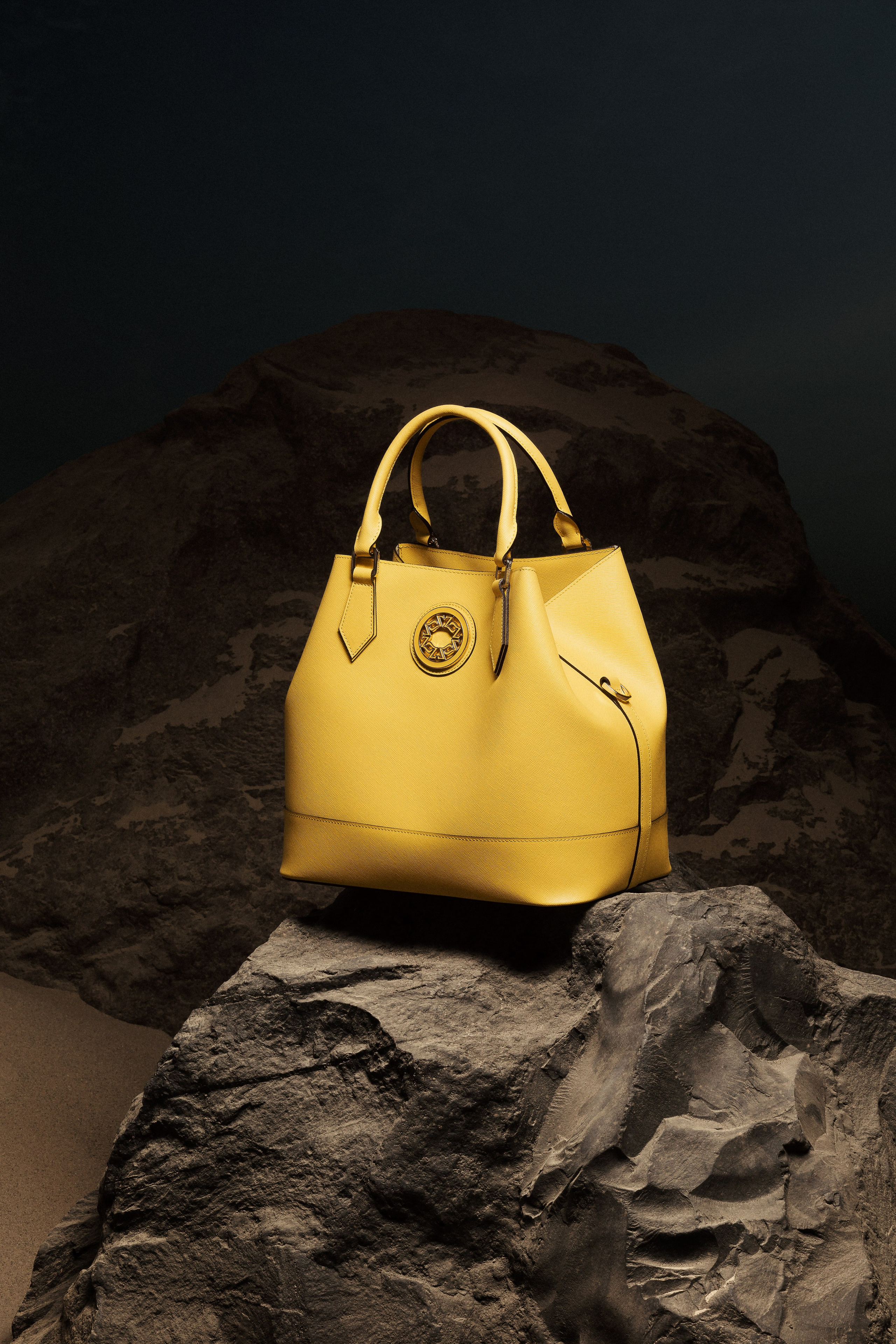 Обувь и аксессуары. Предметный фотограф. Москва. Продюсирование съемок, Set-design & пост-продакшн, E-commerce контент