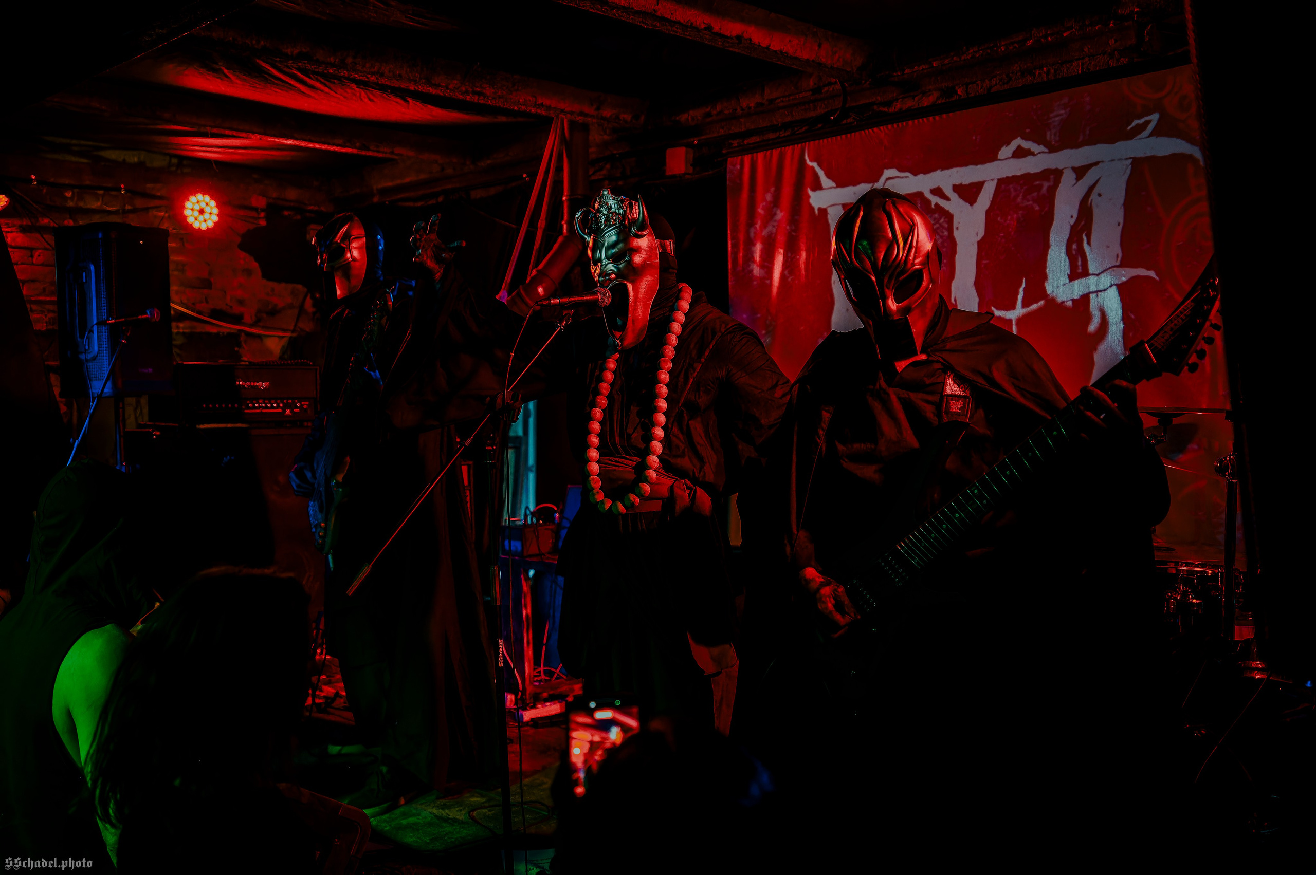 ILLA 21.06.26. We will make everything metal!