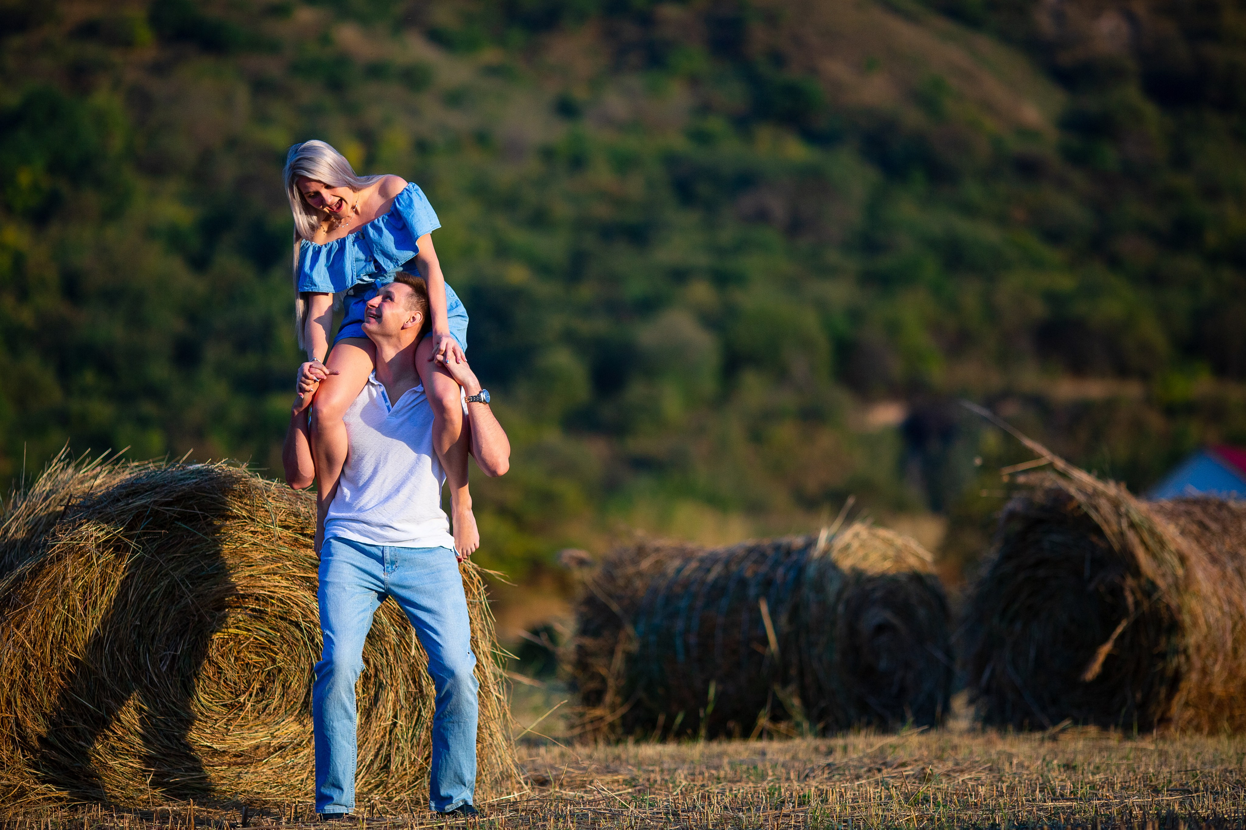 Фотосессия в стогах Алматы. Свадебный и семейный фотограф в Алматы Алексей Балышев