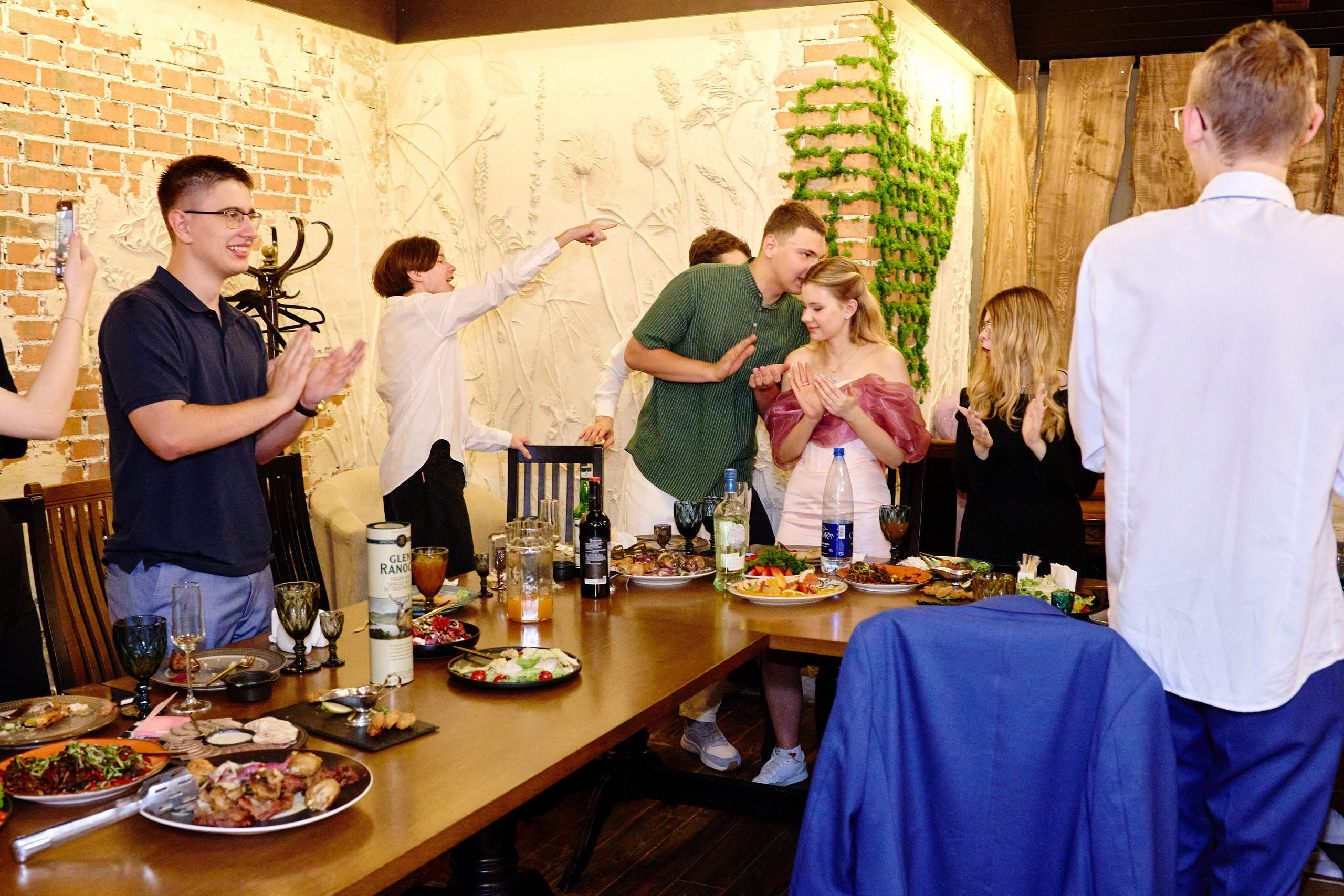 Выпускной 35 Сош. Фотограф Выпускные альбомы Таганрог Сергей Коробченко