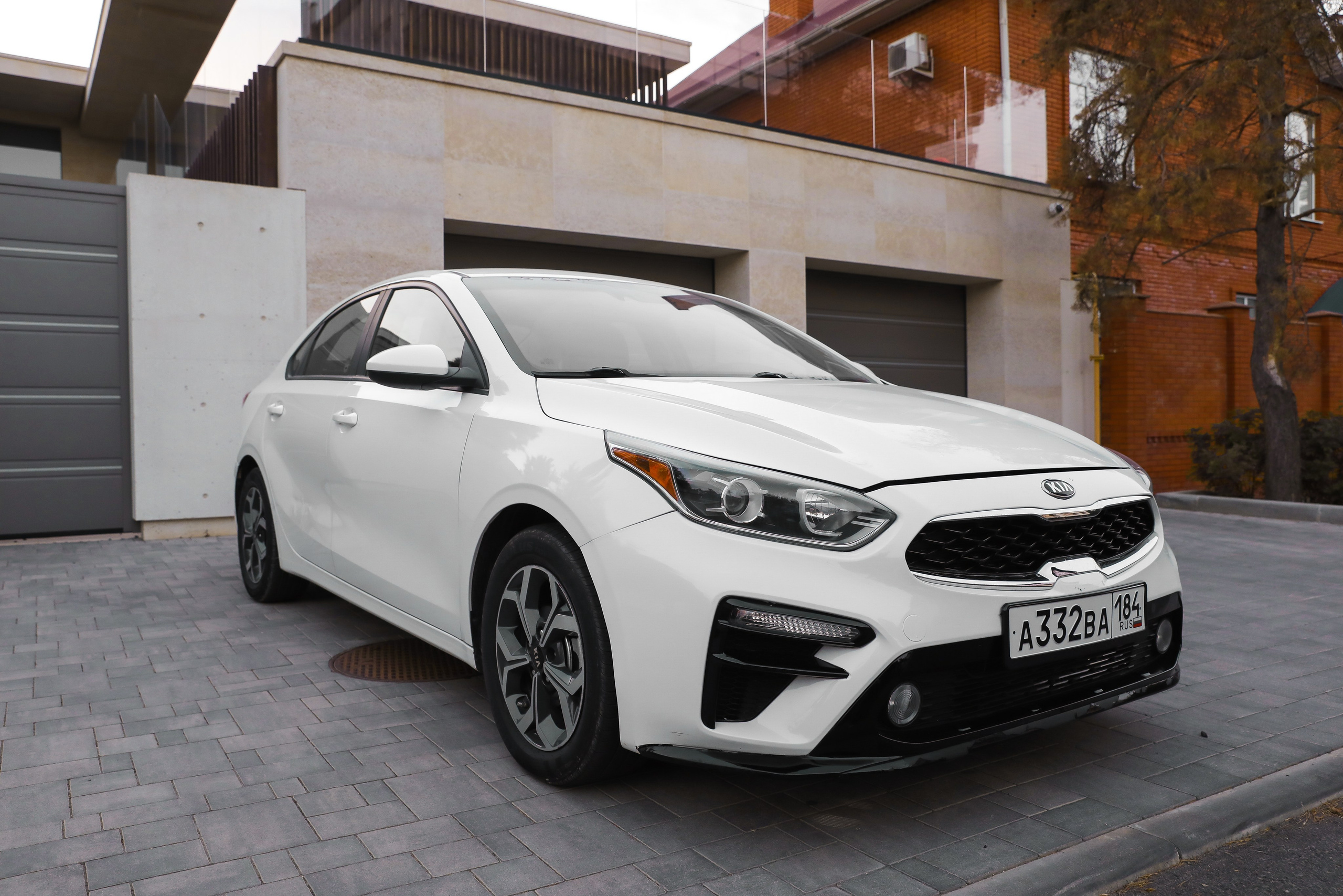 АВТО. Photographer Viktoriya Markushina «My world throug»