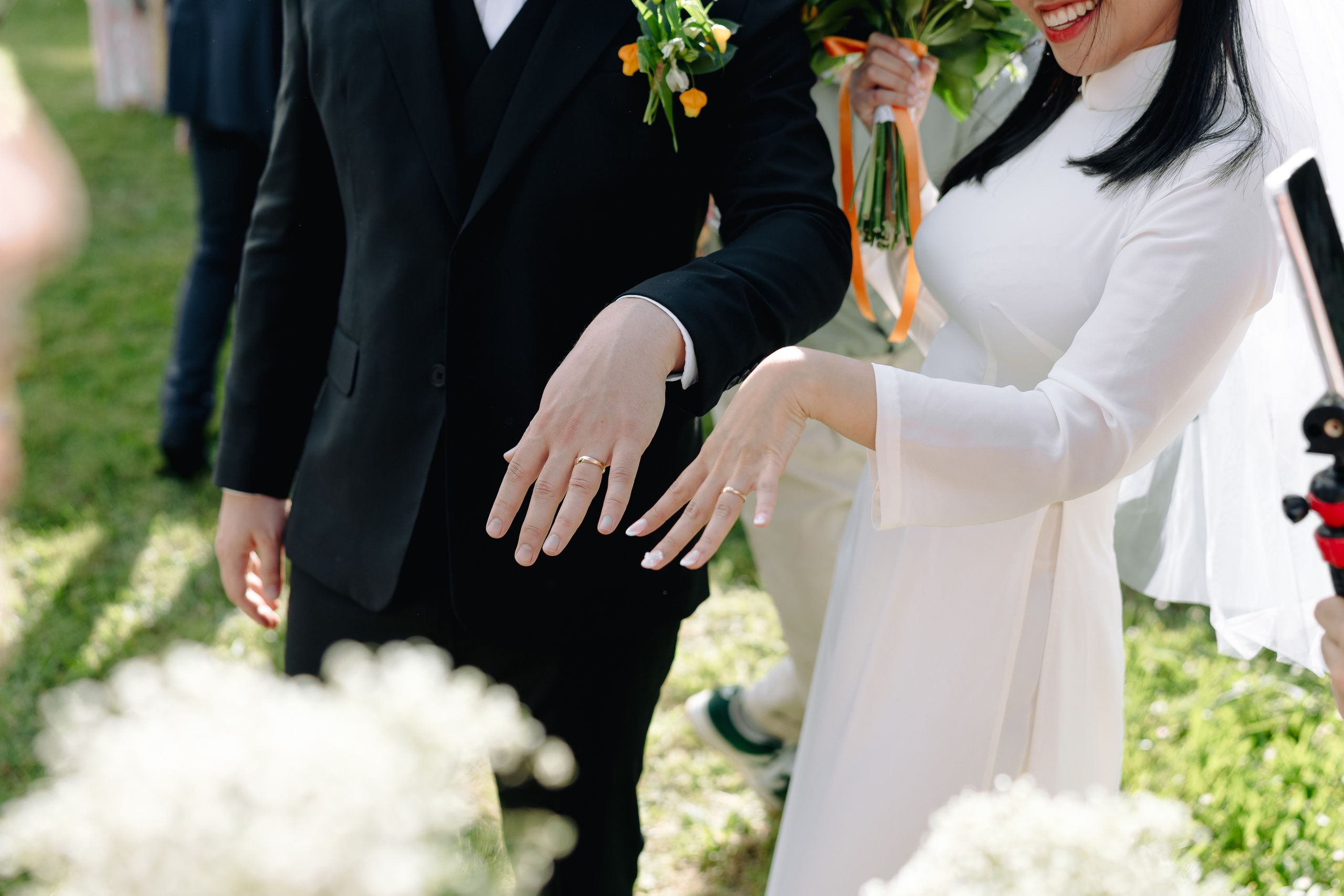 Nhi & Samuel | courtyard. Photographe de Mariage Professionnelle — Genève & Suisse Romande | Tanya Creator