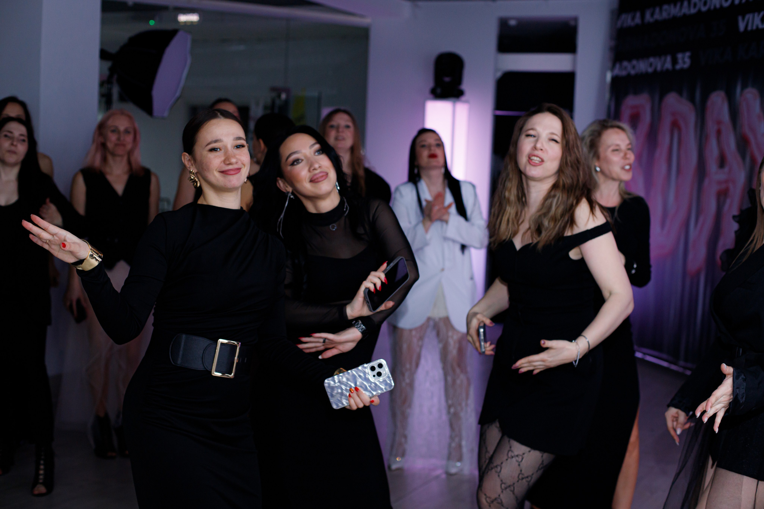 VIKA KARMADONOVA. Photokarish