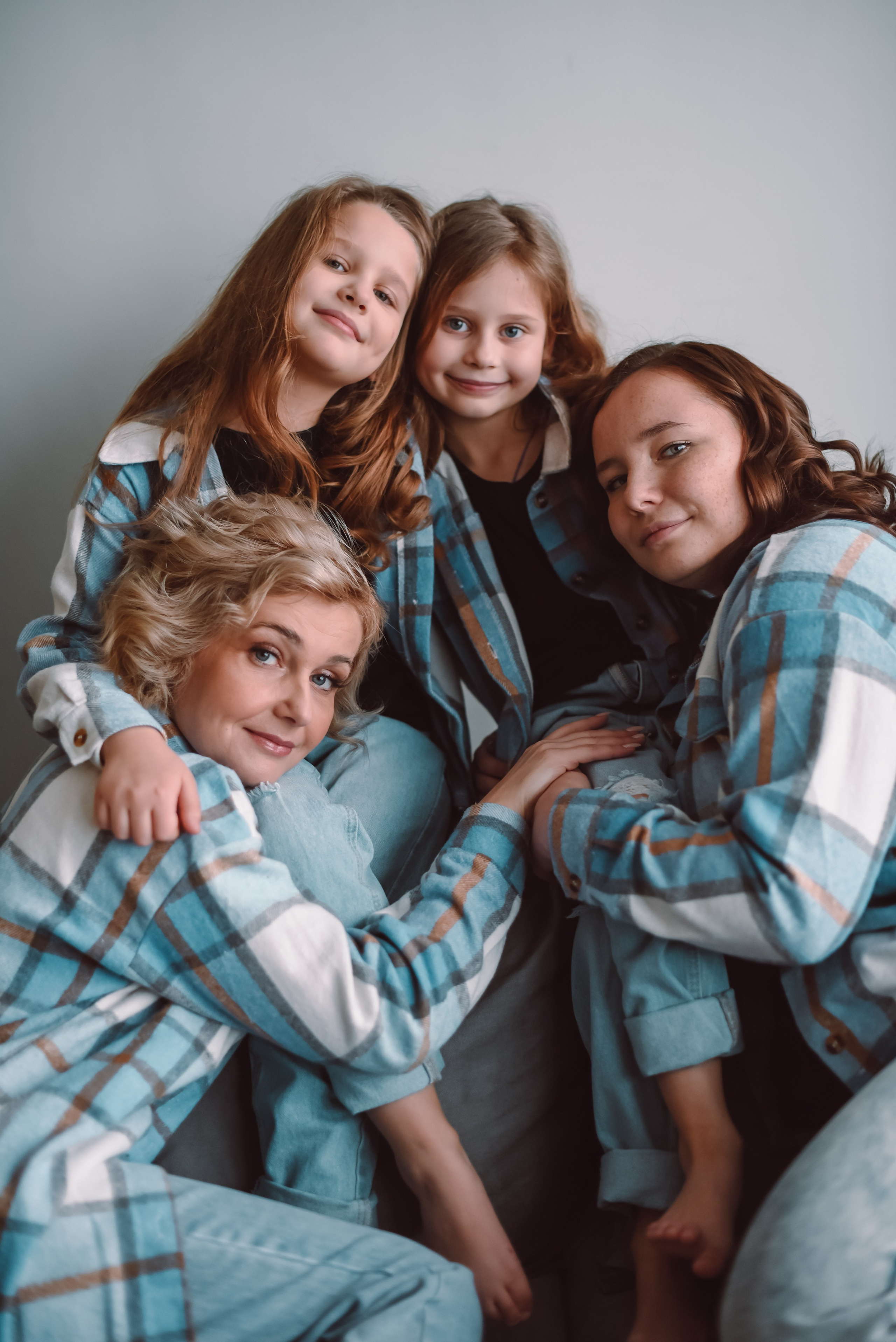 Мама с дочерьми. Семейный и детский фотограф во Фрязино, Ивантеевке и Щелково Матвеева