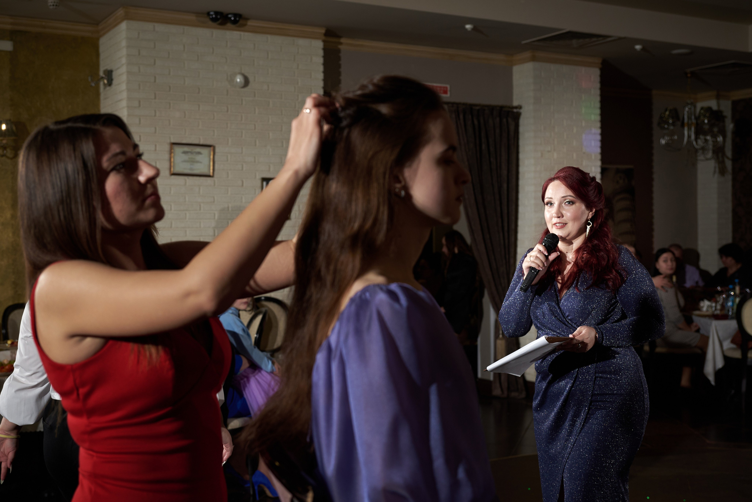 Фотограф на мероприятие, банкет, торжество, репортаж Старый Оскол. Профессиональный фотограф Старый Оскол, Губкин — свадьба, венчание, крещение, юбилей и день рождения