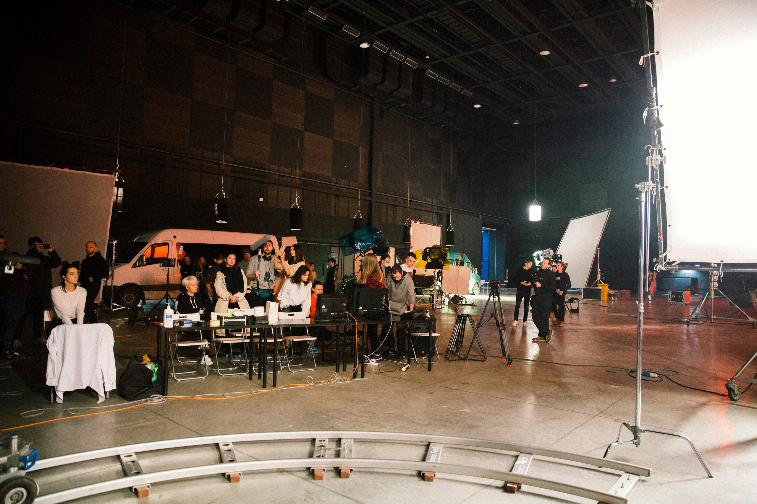 ФК Би-2 & Лиза Громова Мосфильм. Ольга Пилант. АРТ, бэкстейдж, свадебная и семейная фотография, городской портрет, интерьерная фотография