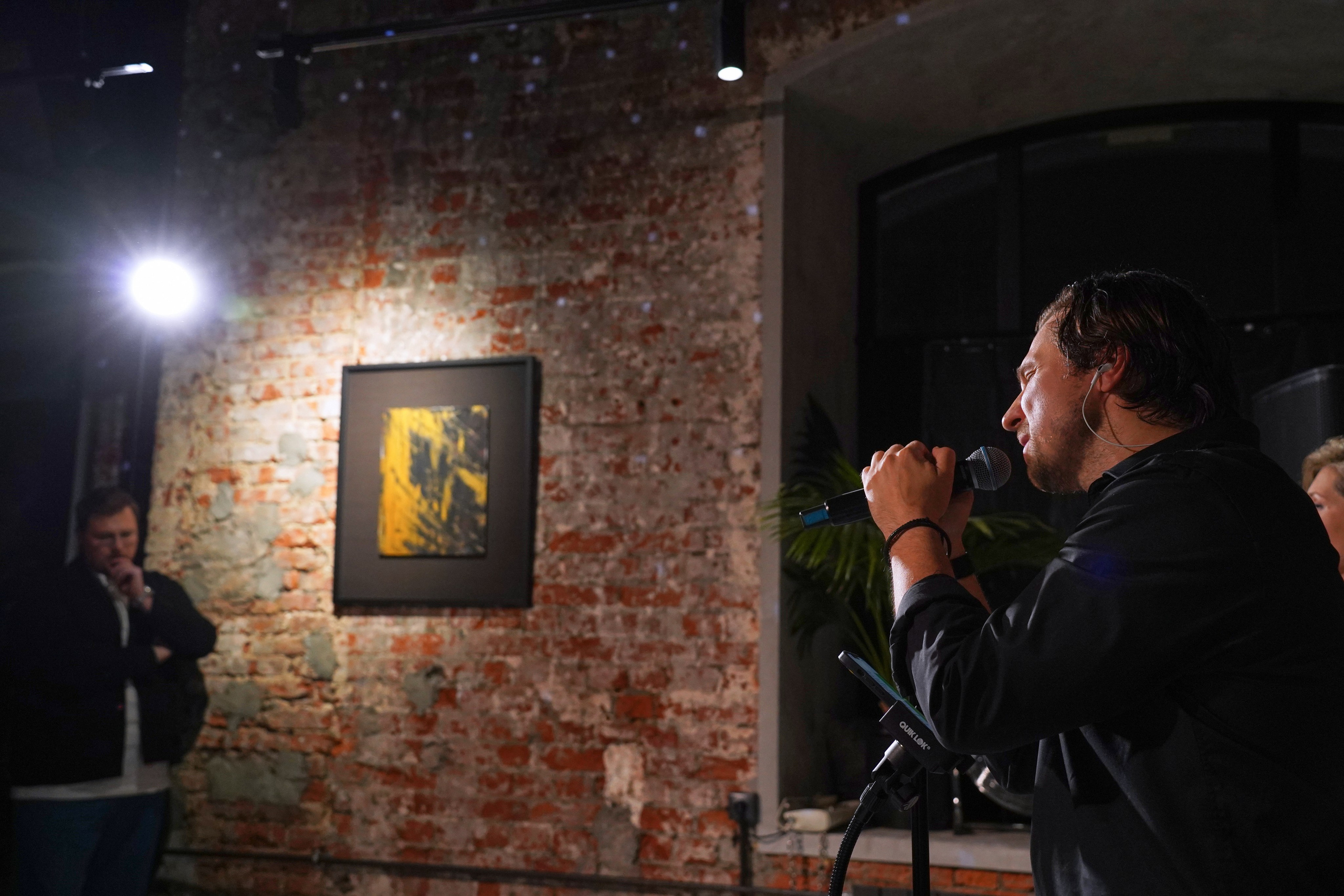 Концерт кавер группы. Фотограф