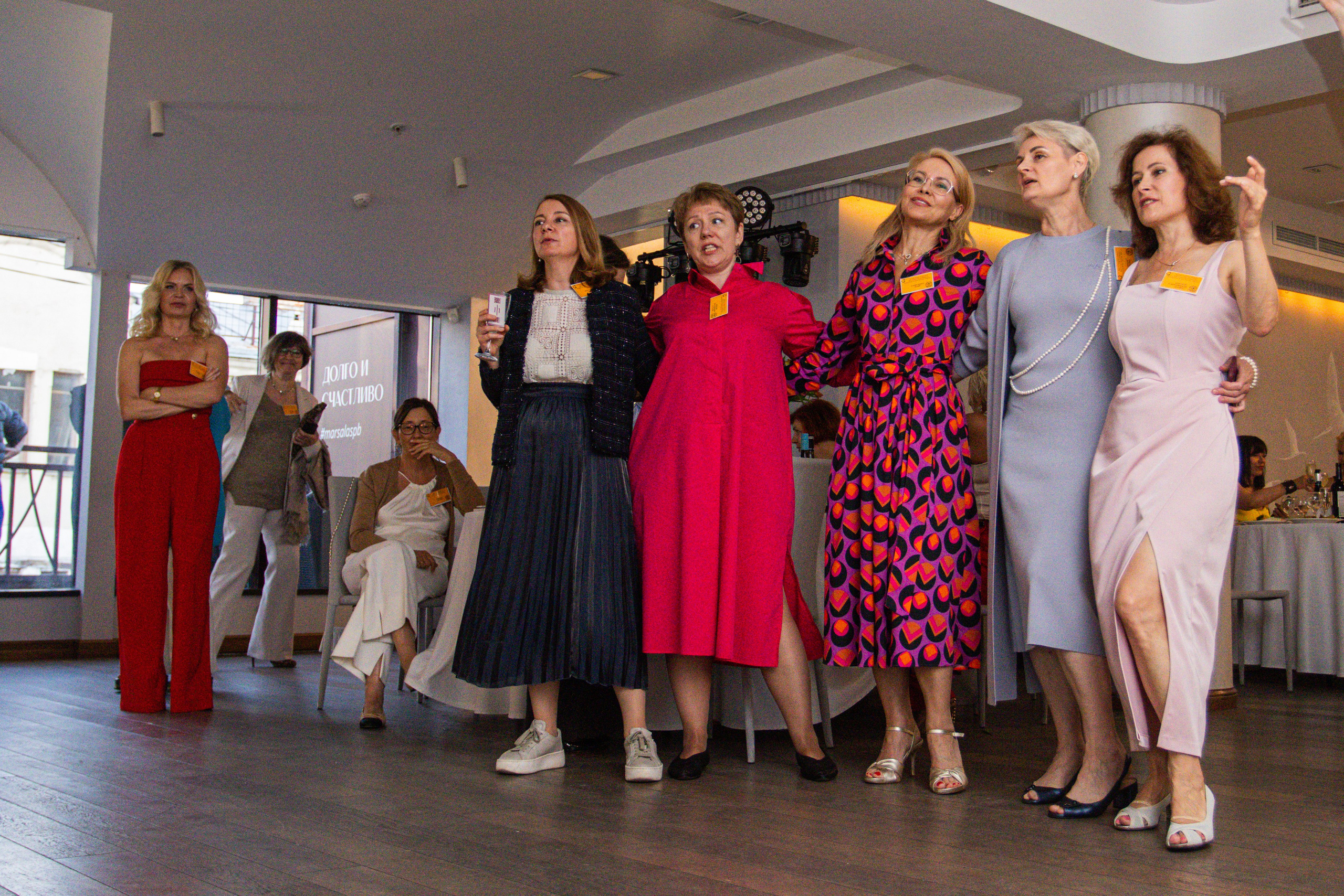 Встреча выпускников. Стоматологи СПб. Семейный фотограф в Вышнем Волочке — Ульяна Иванова | Фотосессии для всей семьи