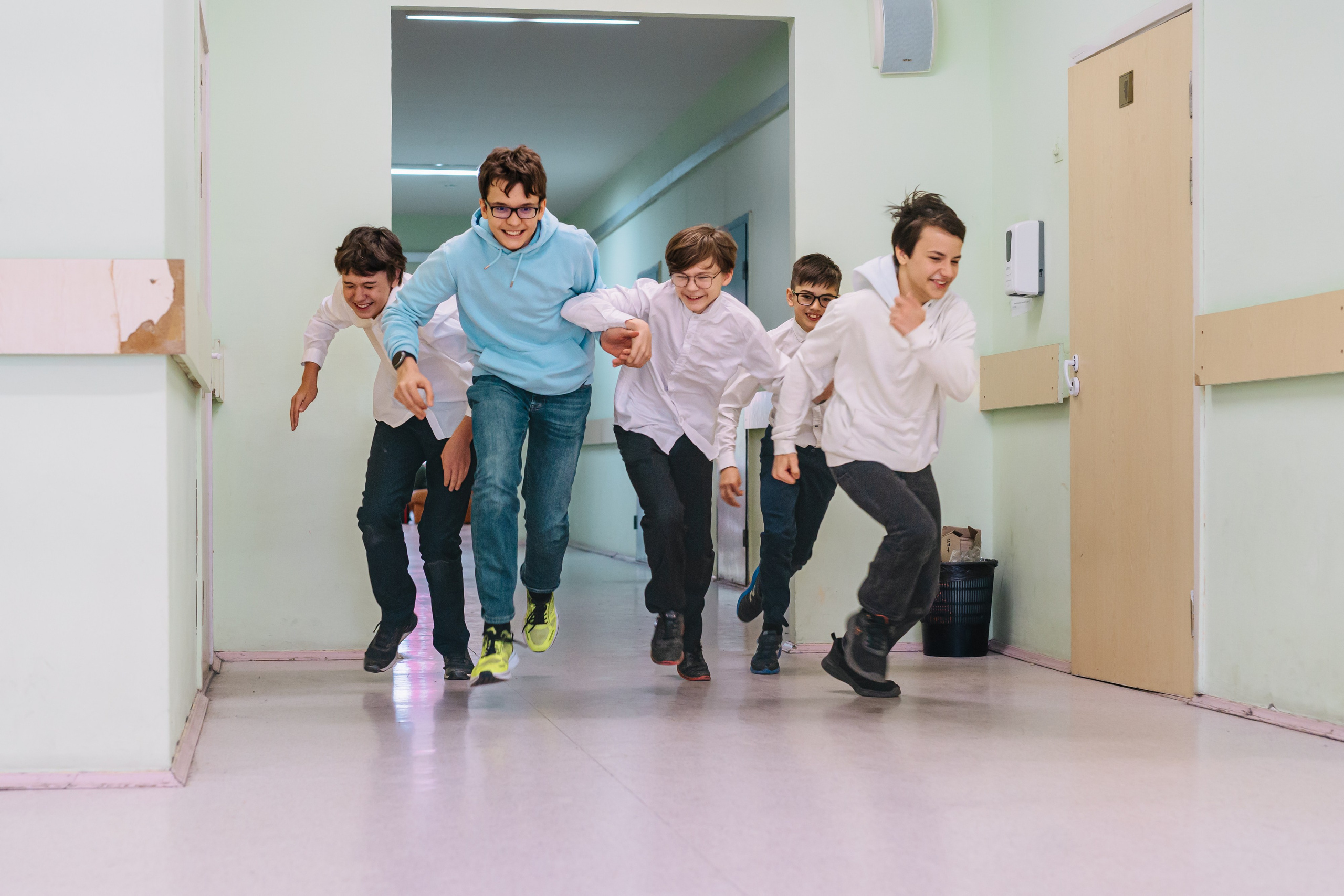 6 класс. Школьные альбомы и альбомы для детского сада. Юлия Осипова. Москва