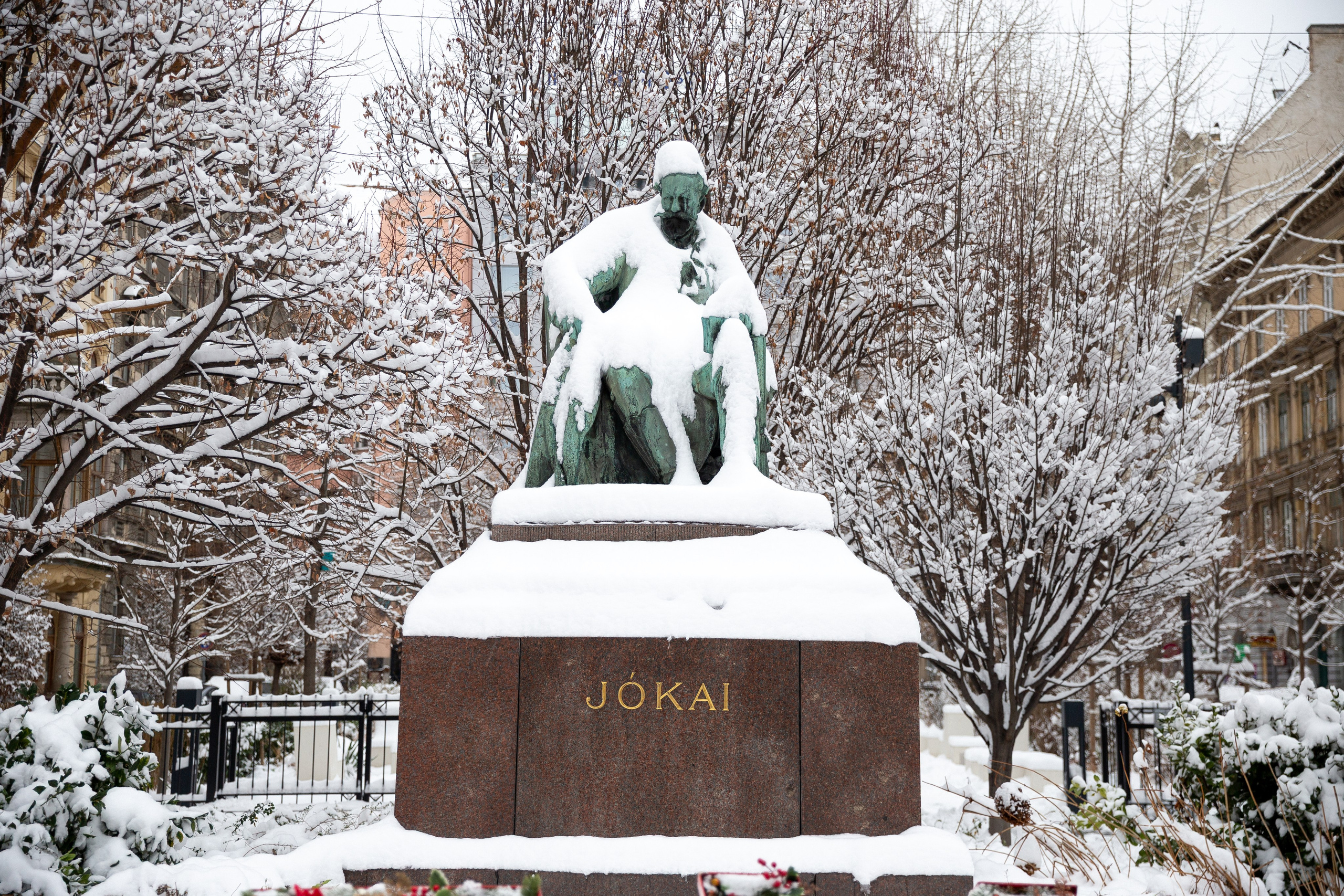 STRT JRNL by Knyazev Yura issue #5 February 2026. Photographer in Budapest  — Yura Knyazev